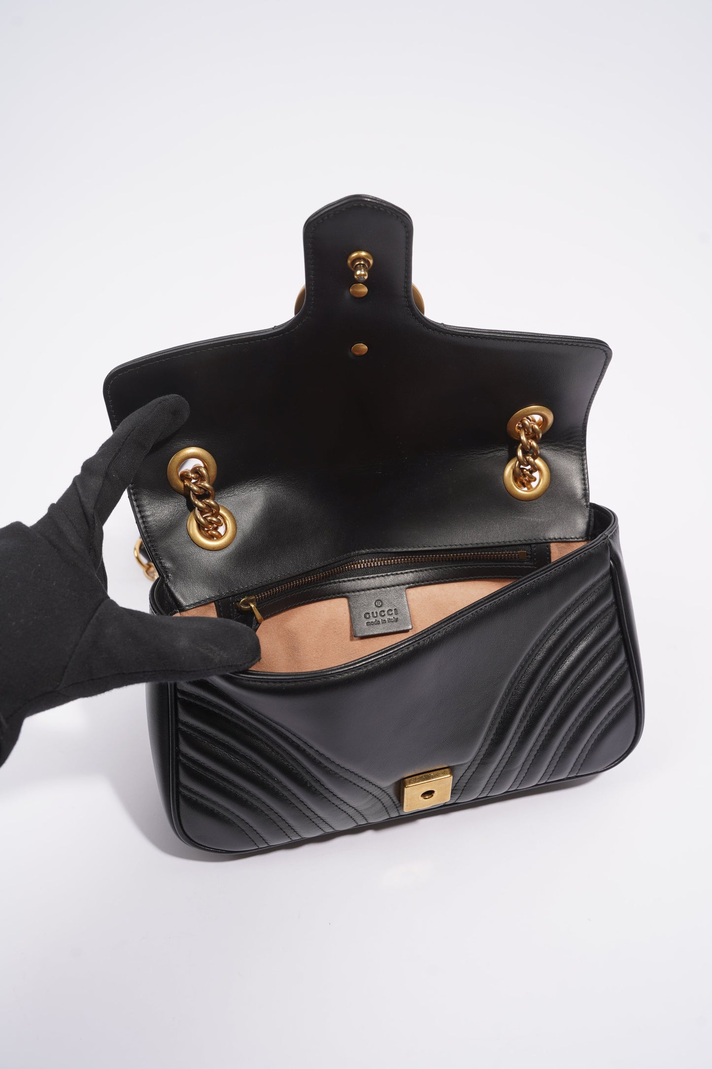 Gucci Womens Marmont Flap Black / Gold Small
