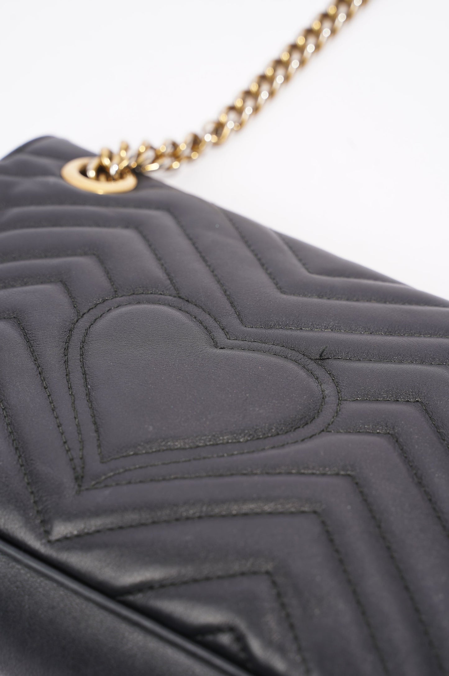Gucci Womens Marmont Flap Black Gold Small