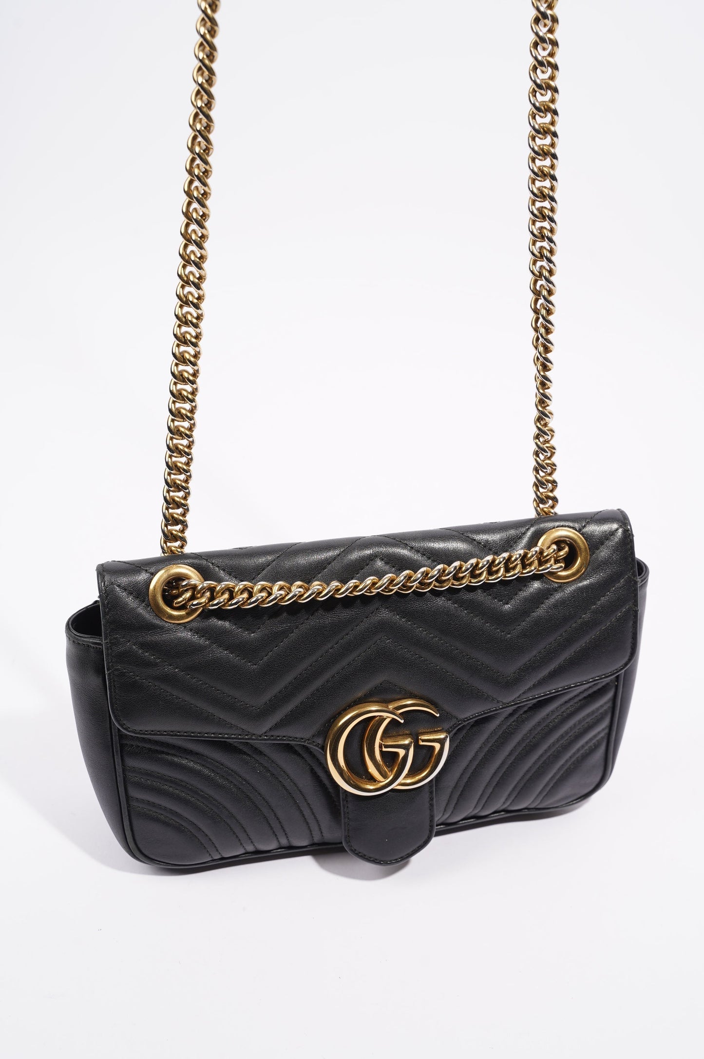Gucci Womens Marmont Flap Black Gold Small