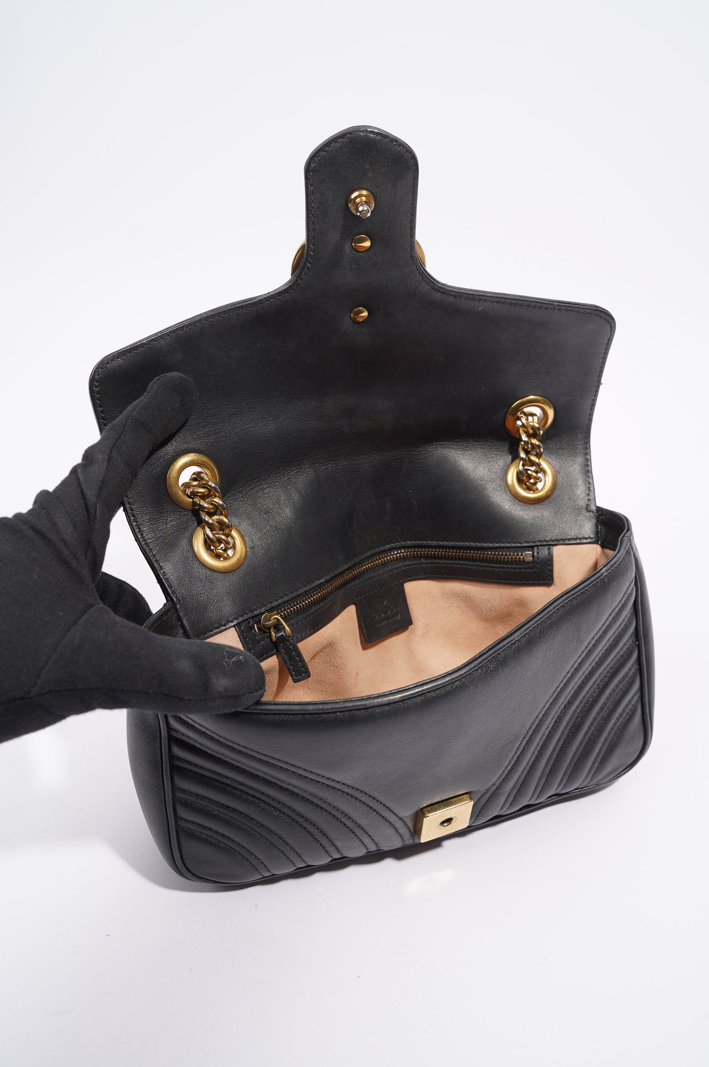 Gucci Womens Marmont Flap Black Gold Small