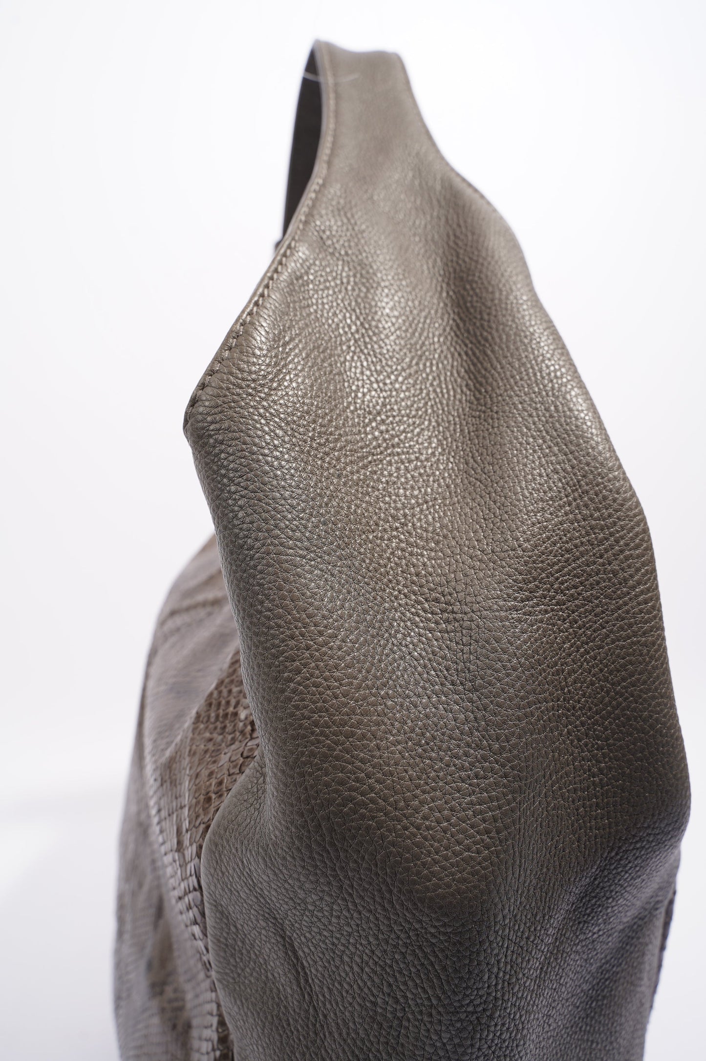 Gucci Womens Python Hobo Bag Grey