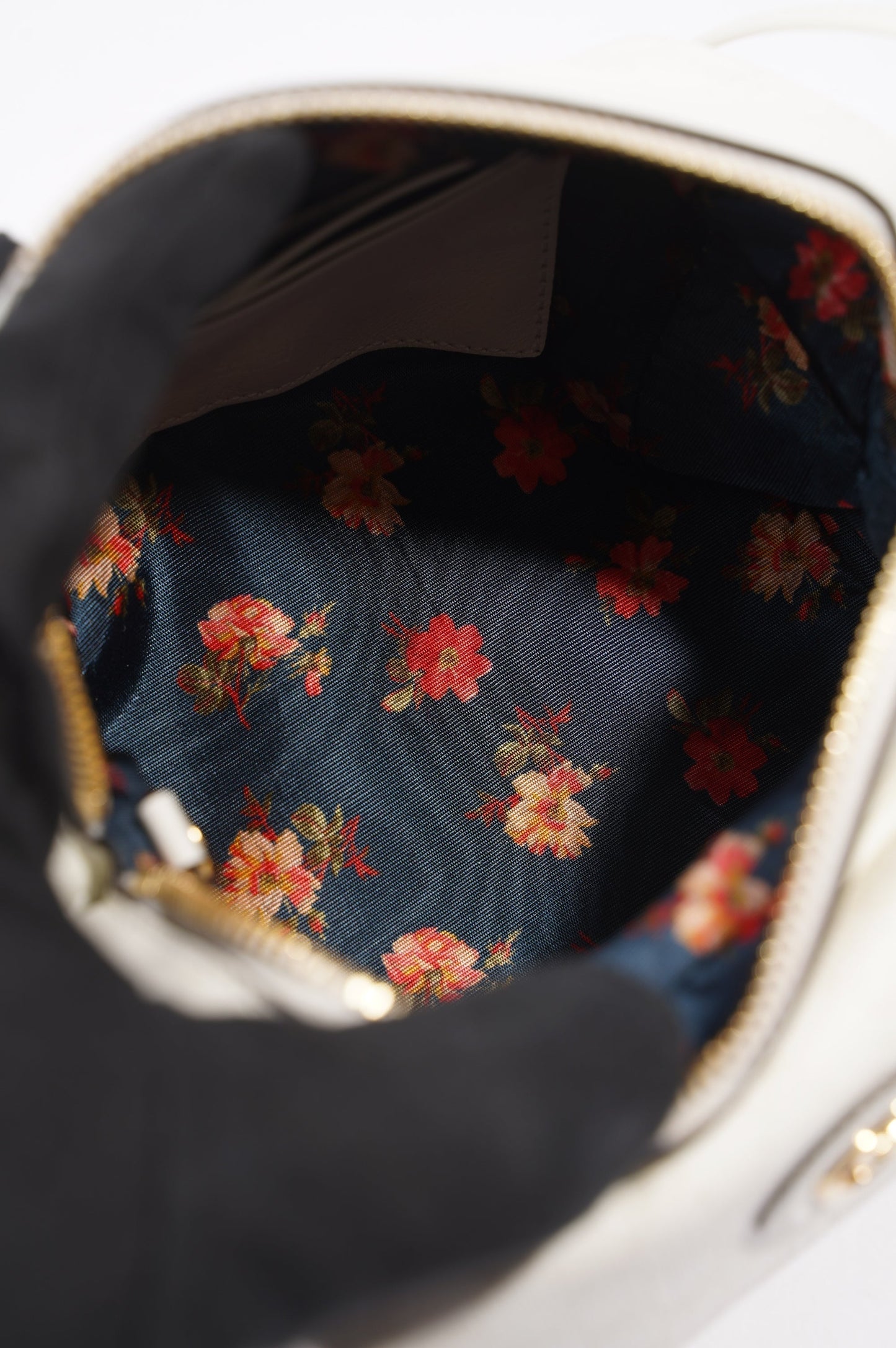 Gucci Womens GG New Candy White Canvas