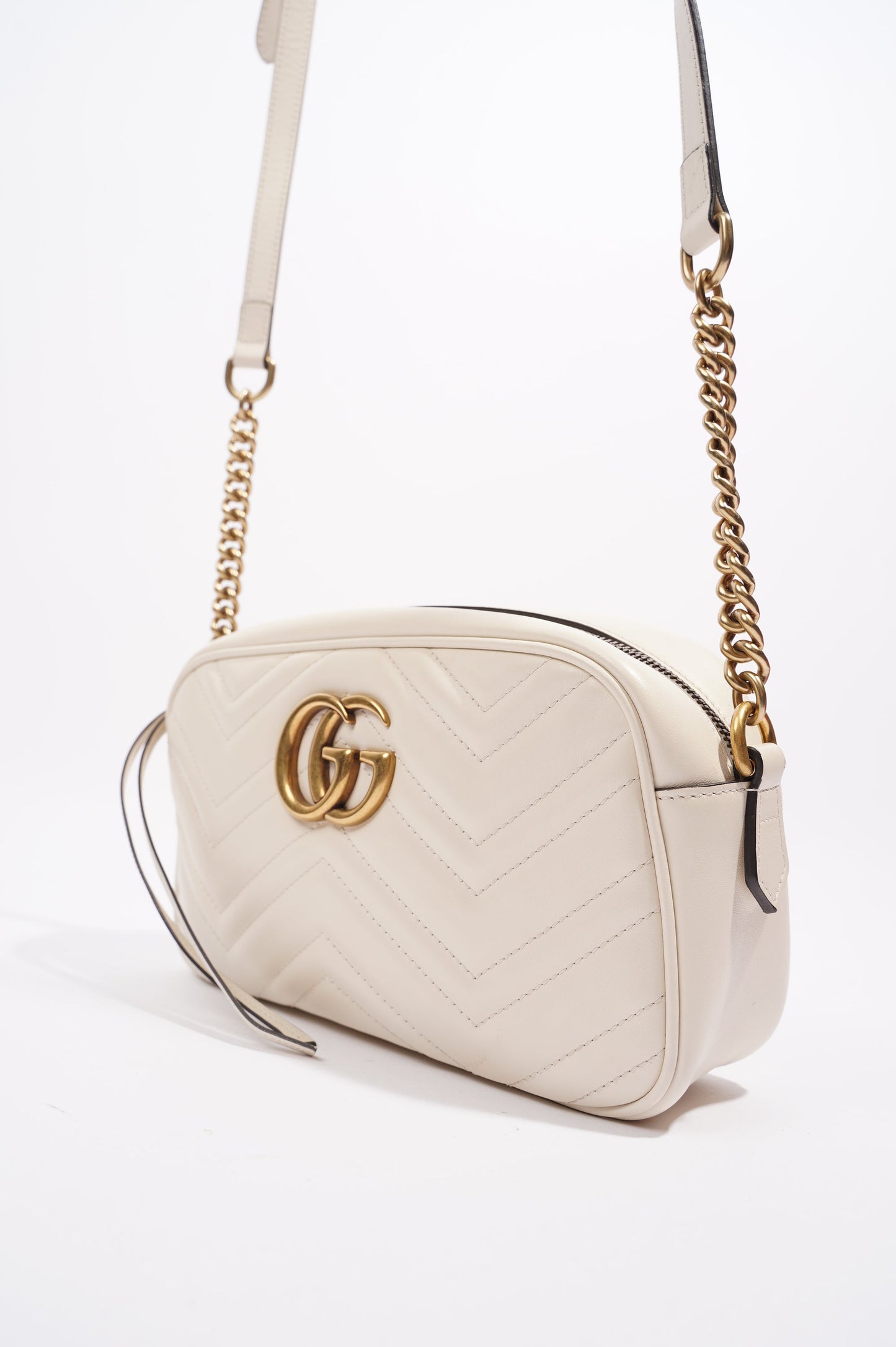 Gucci Womens Marmont Zip White Matelasse Small