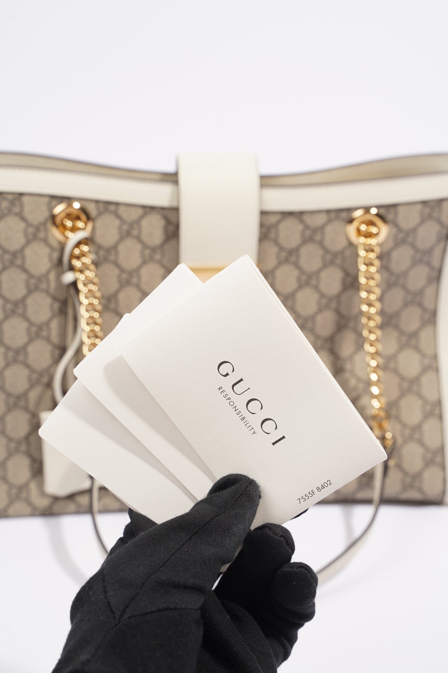 Gucci Womens Padlock Bag Supreme / White Medium