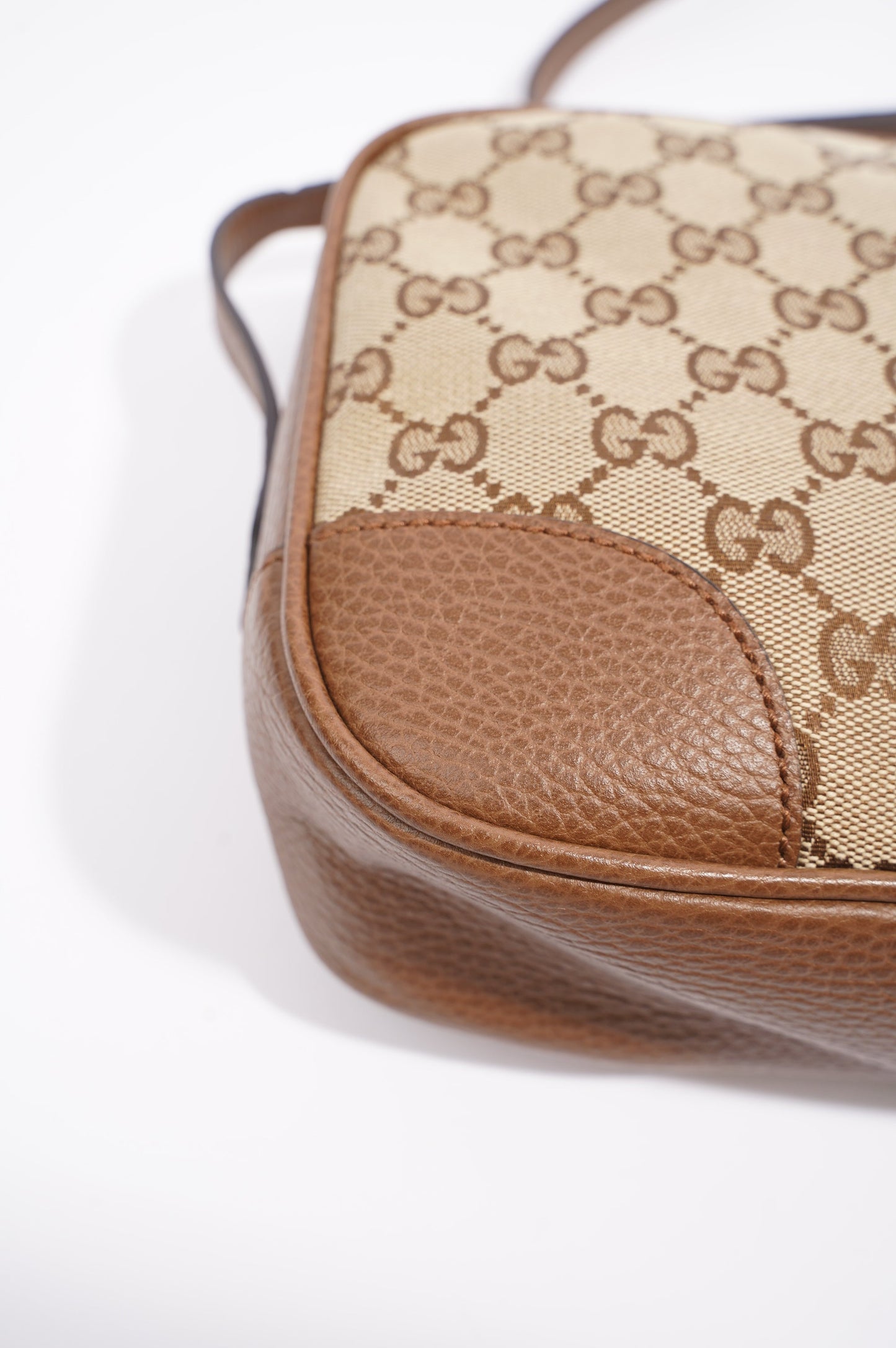 Gucci Womens Bree Supreme / Brown