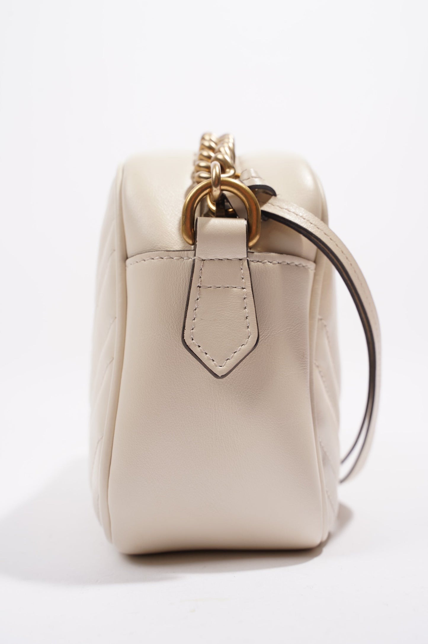 Gucci Womens Marmont Zip White Matelasse Small