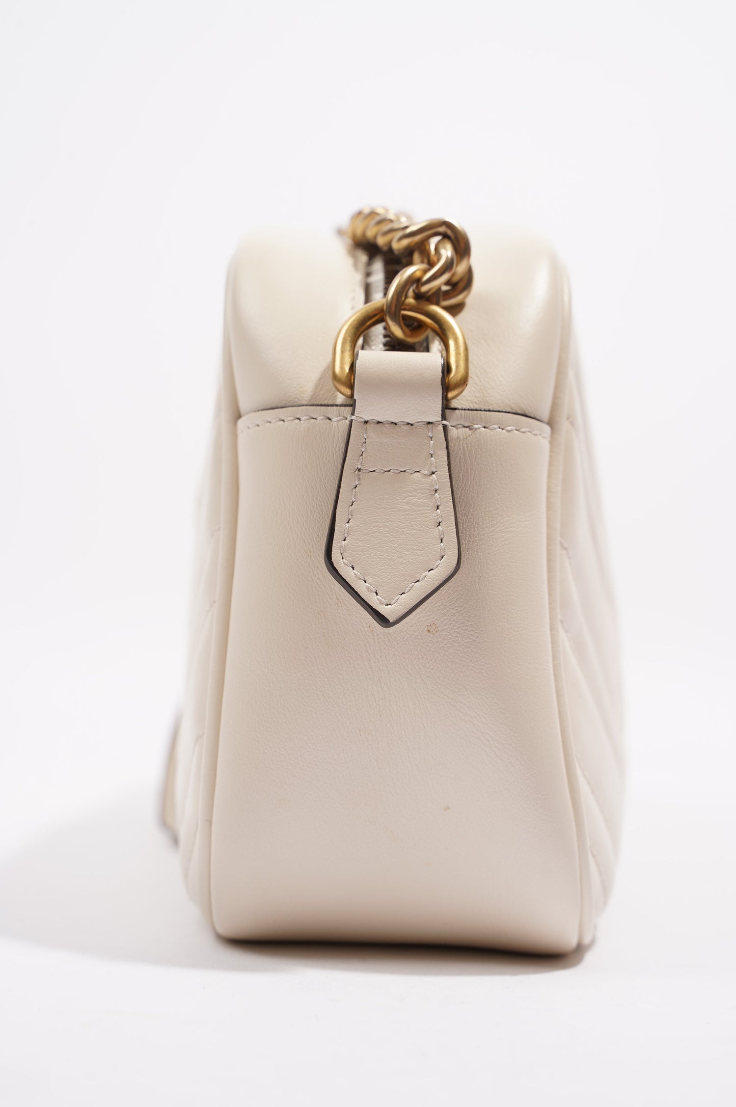 Gucci Womens Marmont Zip White Matelasse Small