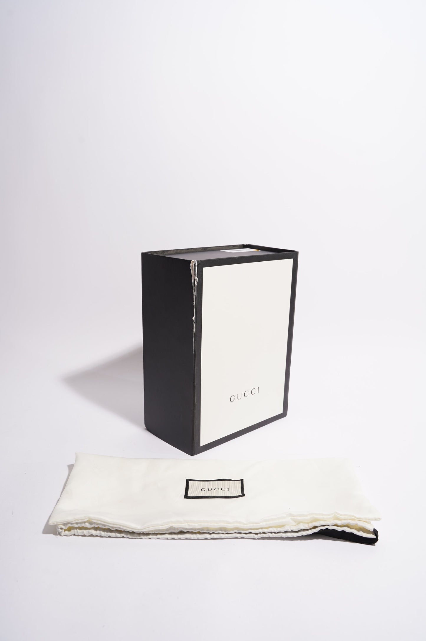 Gucci Womens Marmont Zip Nude Small