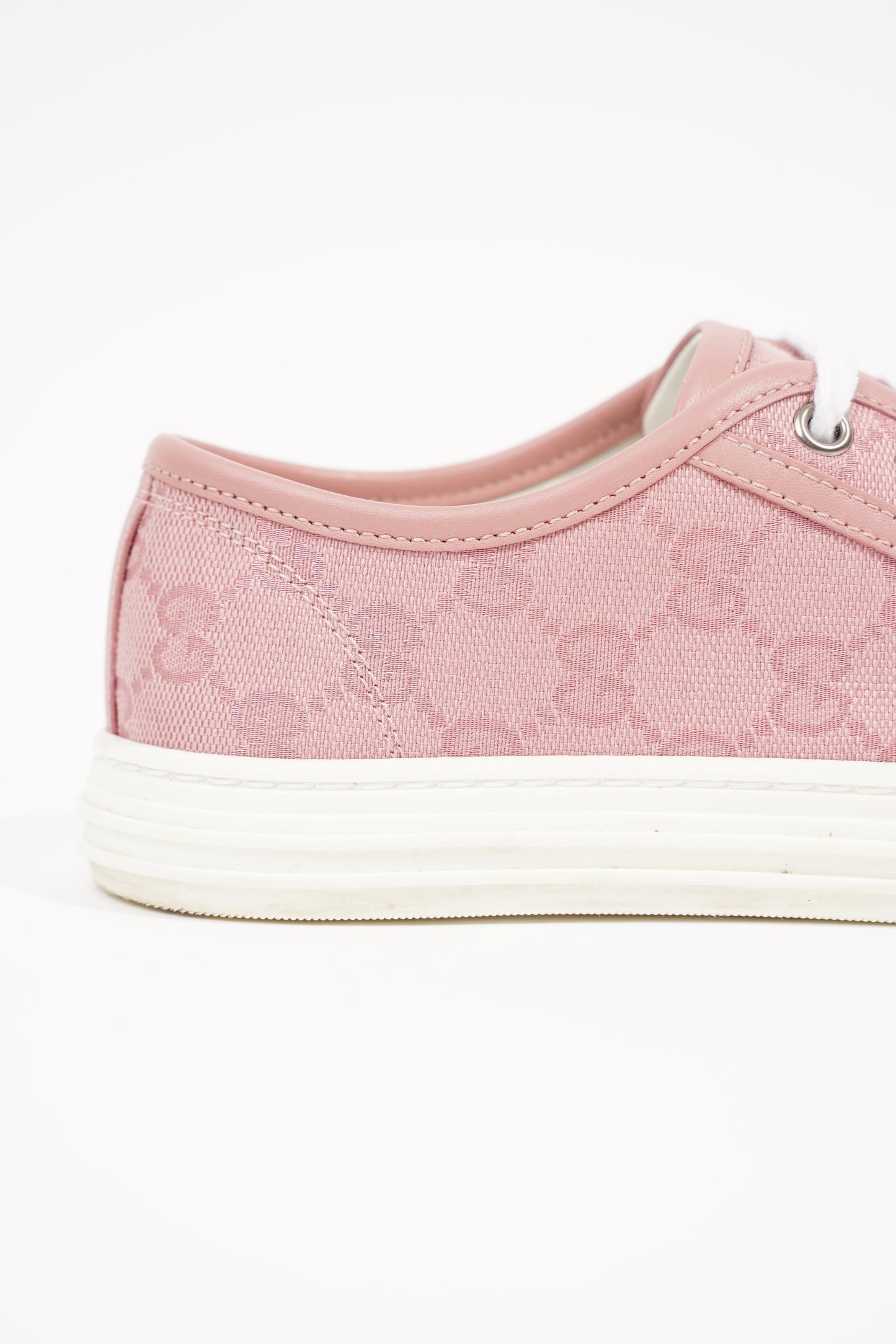 Gucci Womens GG Low Top Sneaker Pink EU 34.5 / UK 1.5