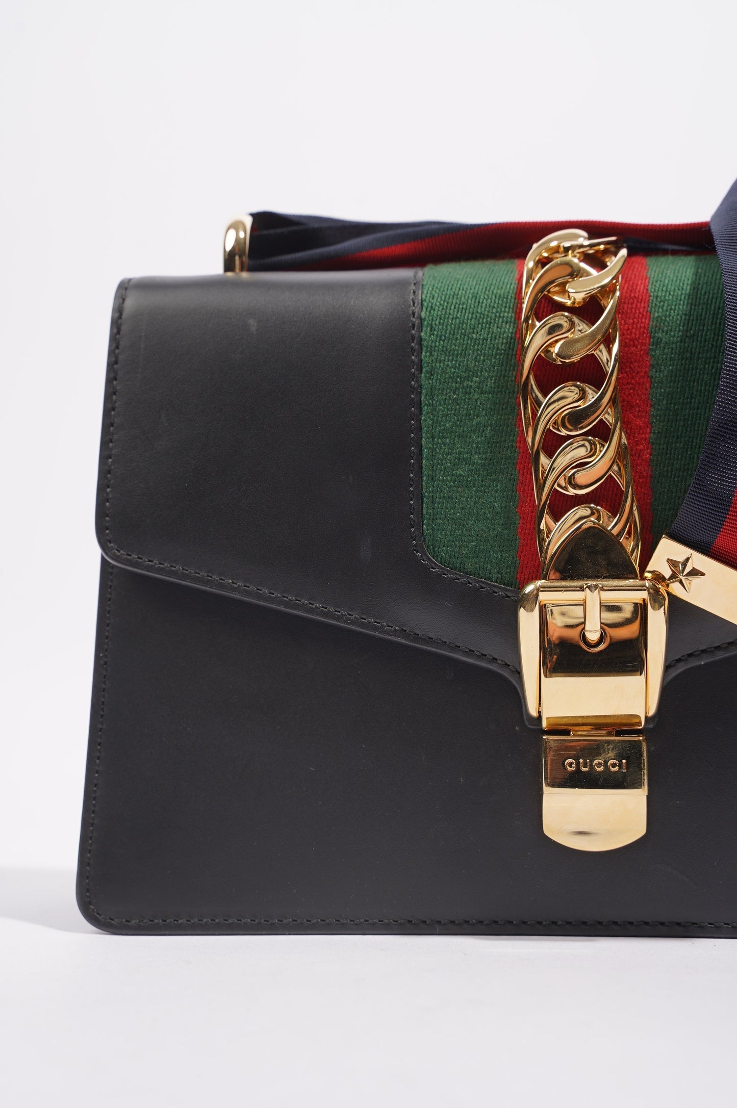 Gucci Womens Sylvie Black / Green / Red Medium