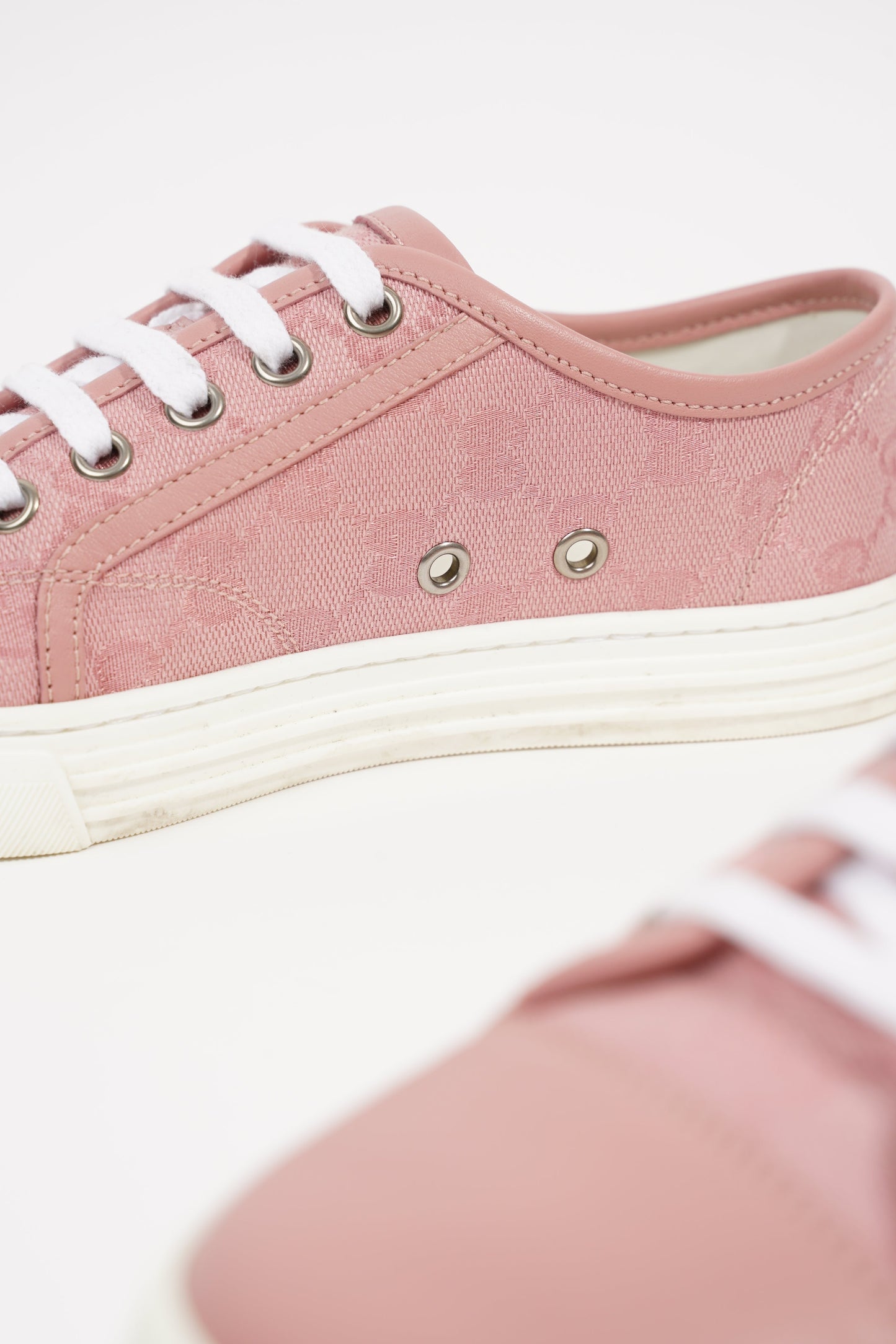 Gucci Womens GG Low Top Sneaker Pink EU 34.5 / UK 1.5