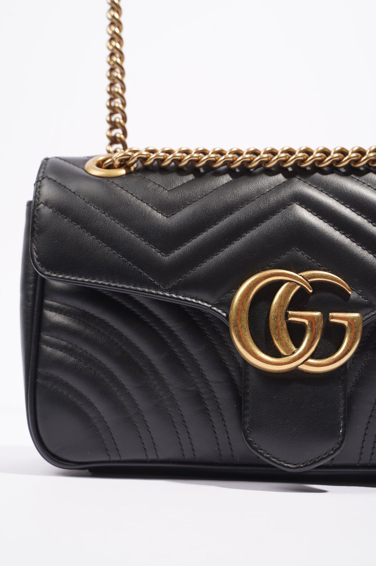 Gucci Womens Marmont Flap Black / Gold Small