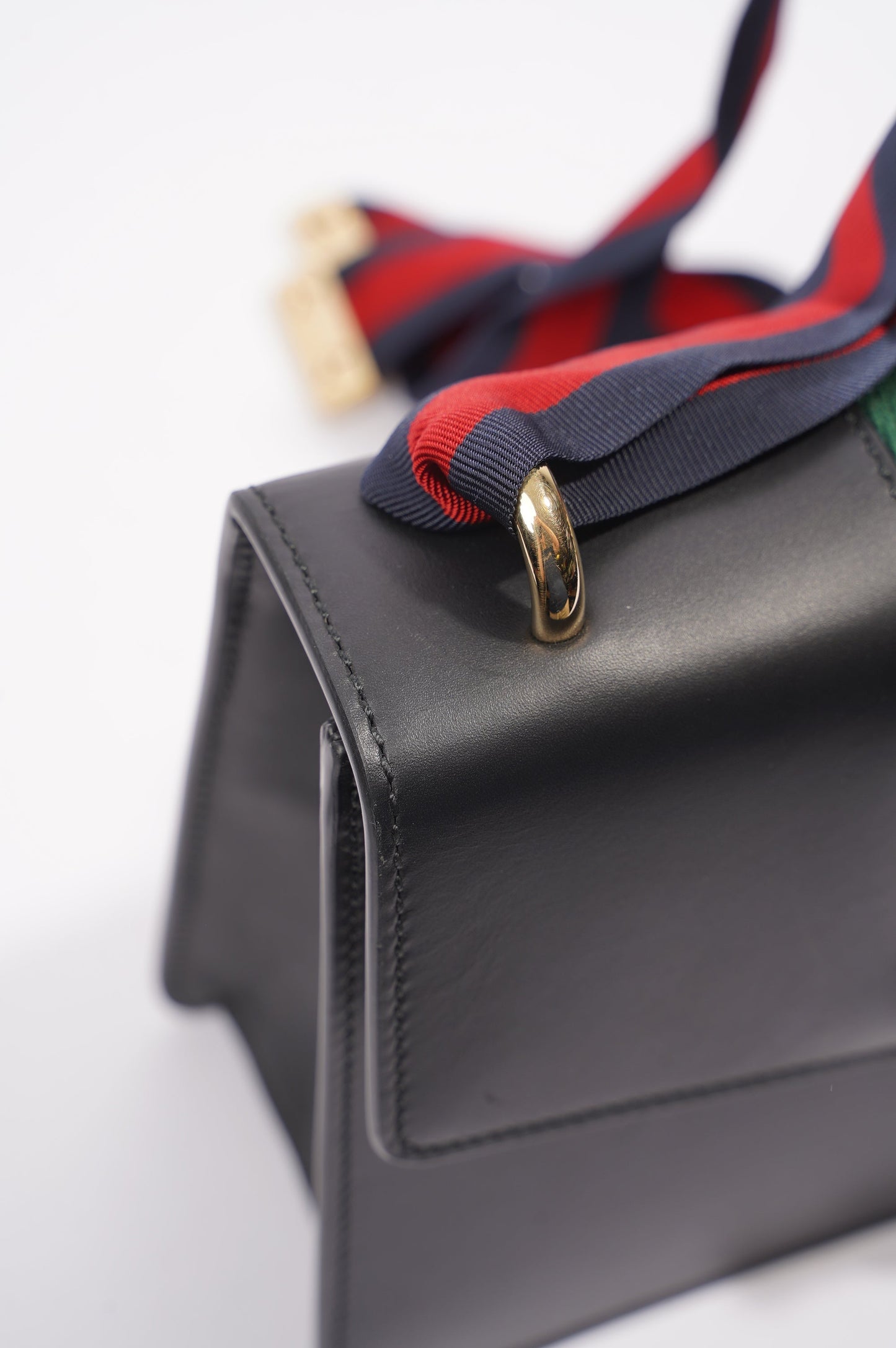 Gucci Womens Sylvie Black / Green / Red Medium
