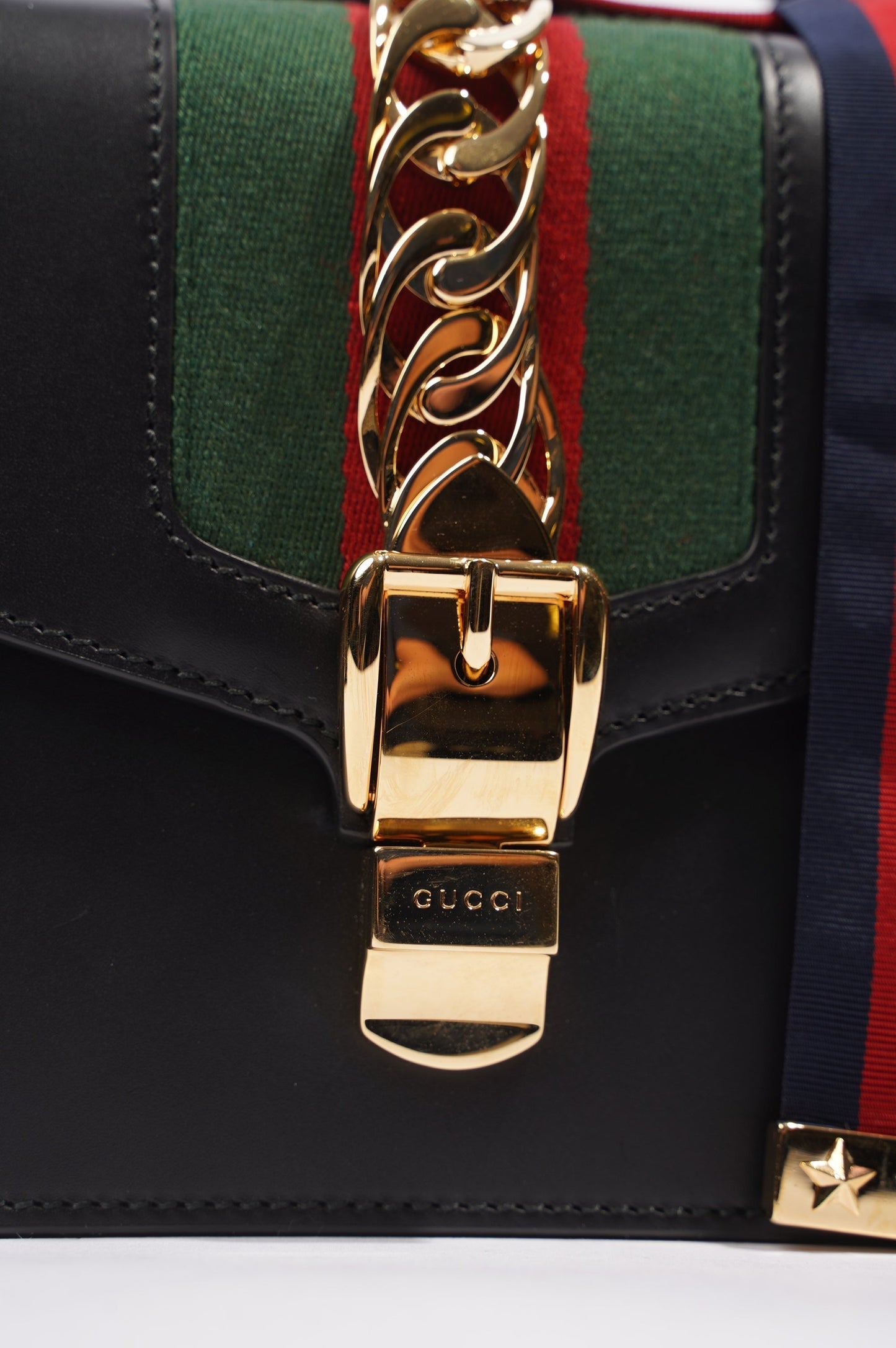 Gucci Womens Sylvie Black / Green / Red Medium