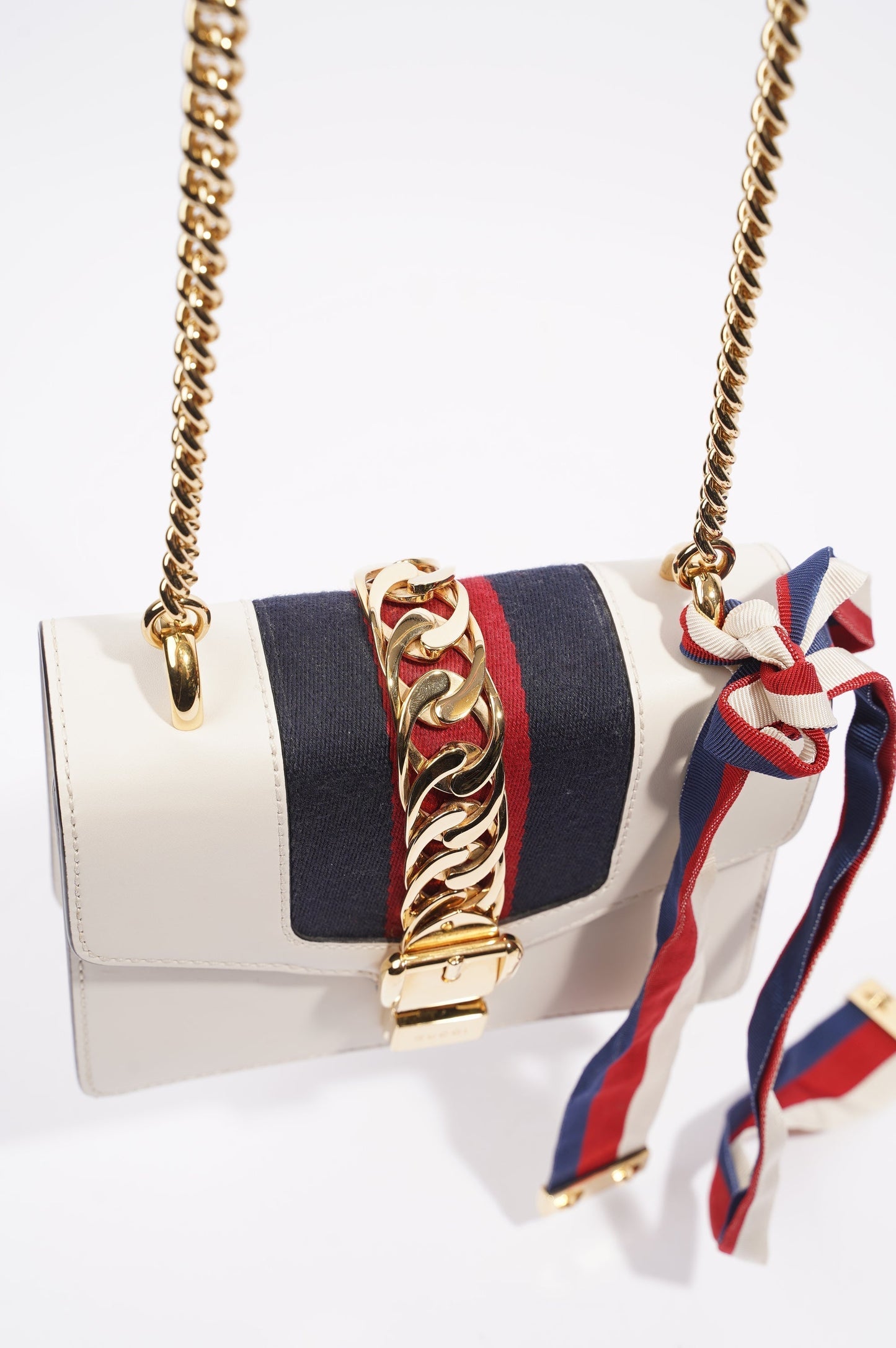Gucci Womens Sylvie Chain Bag White / Navy / Red Mini