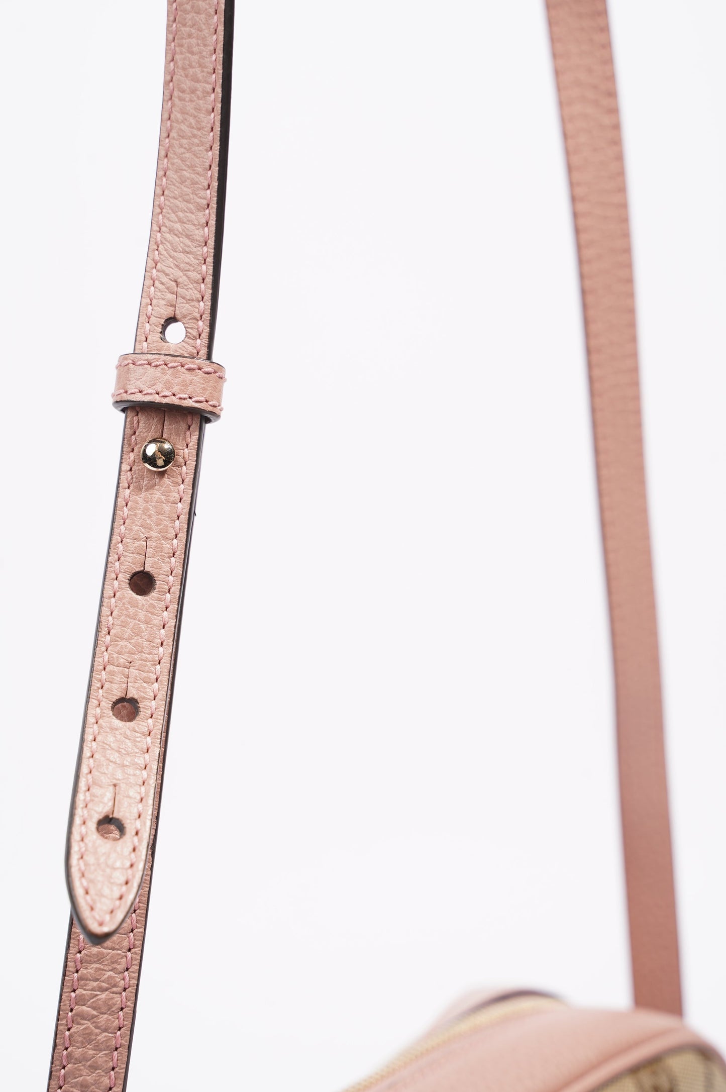 Gucci Womens Bree Supreme Pink Mini