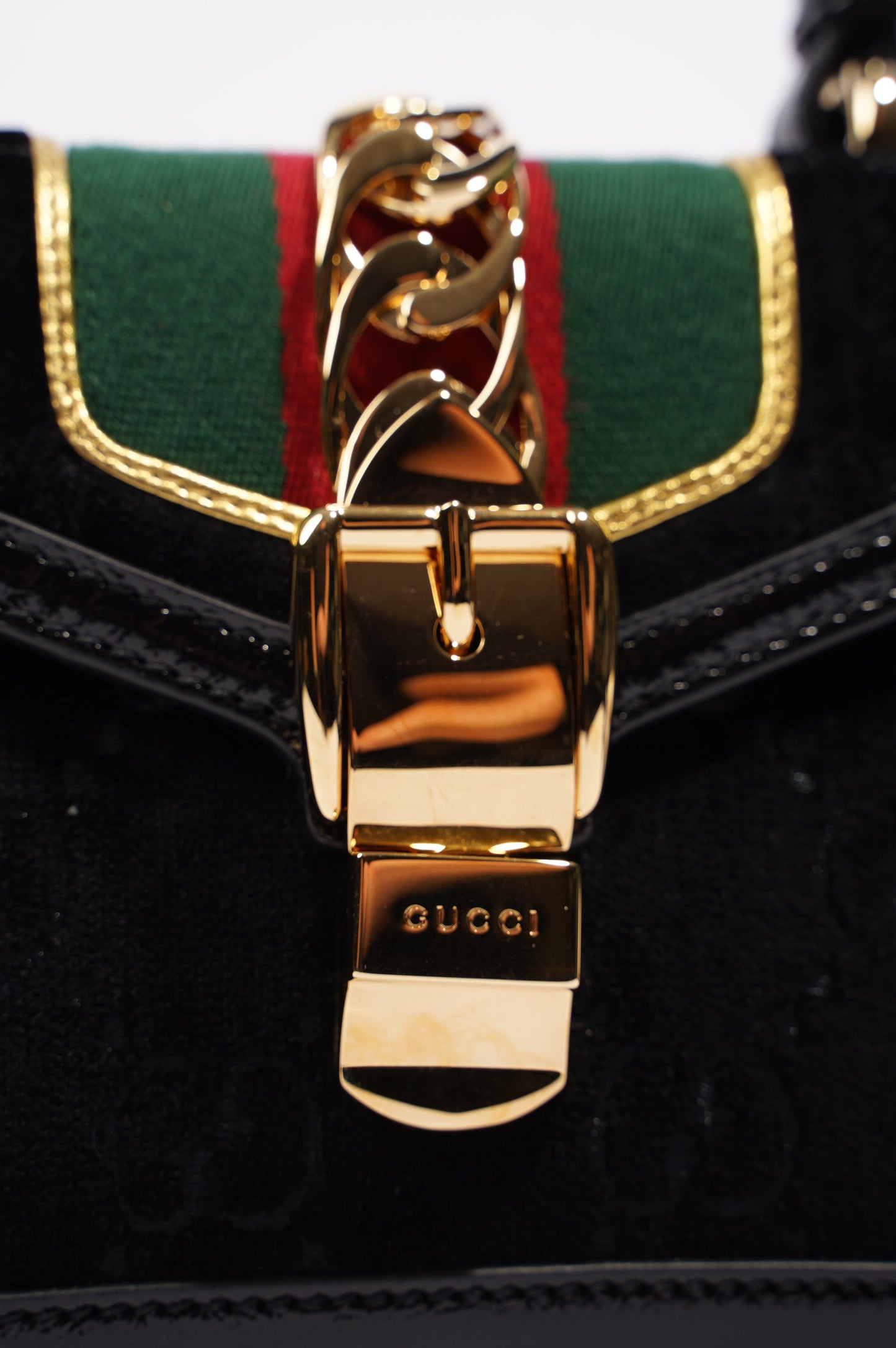 Gucci Womens Sylvie Mini Bag Black Velvet / Green / Red