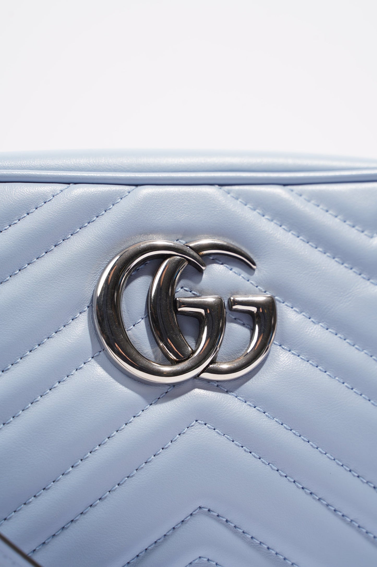 Gucci Womens Marmont Zip Baby Blue Matelasse Small