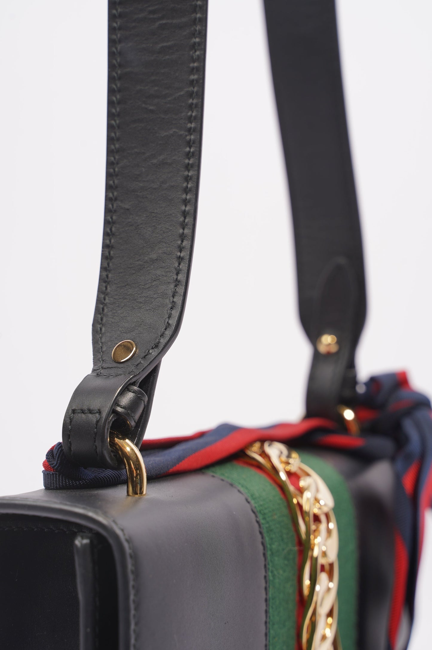 Gucci Womens Sylvie Black / Green / Red Medium