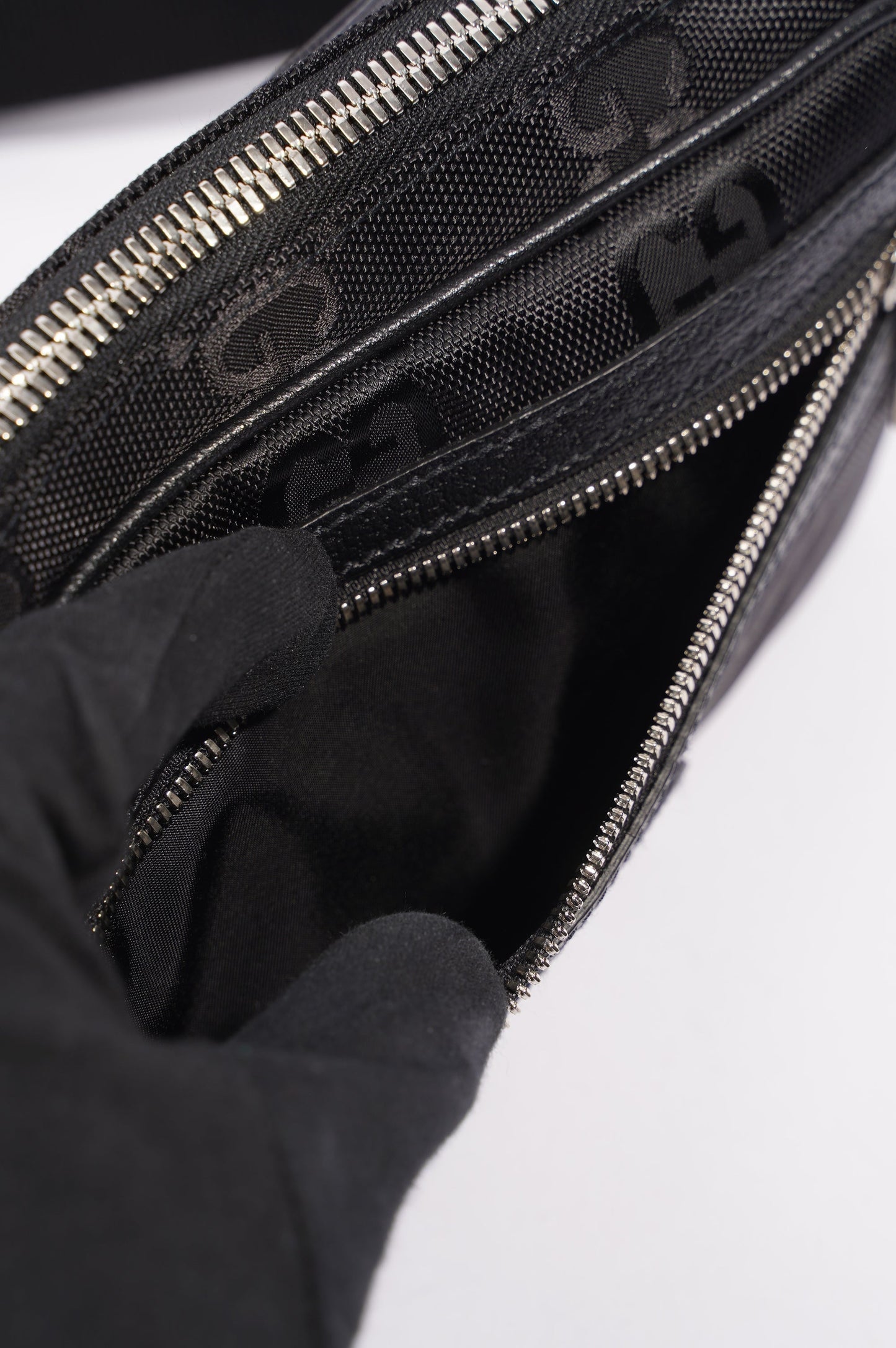 Gucci Mens Off The Grid Belt Bag Black