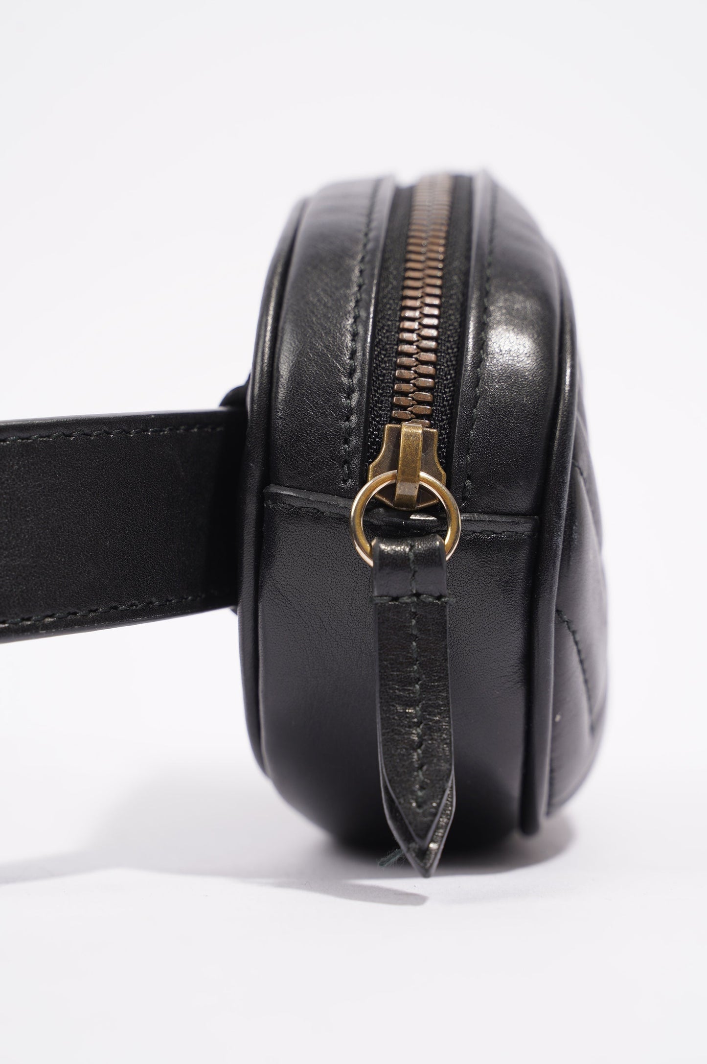 Gucci Womens Marmont Belt Bag Black / Gold 85
