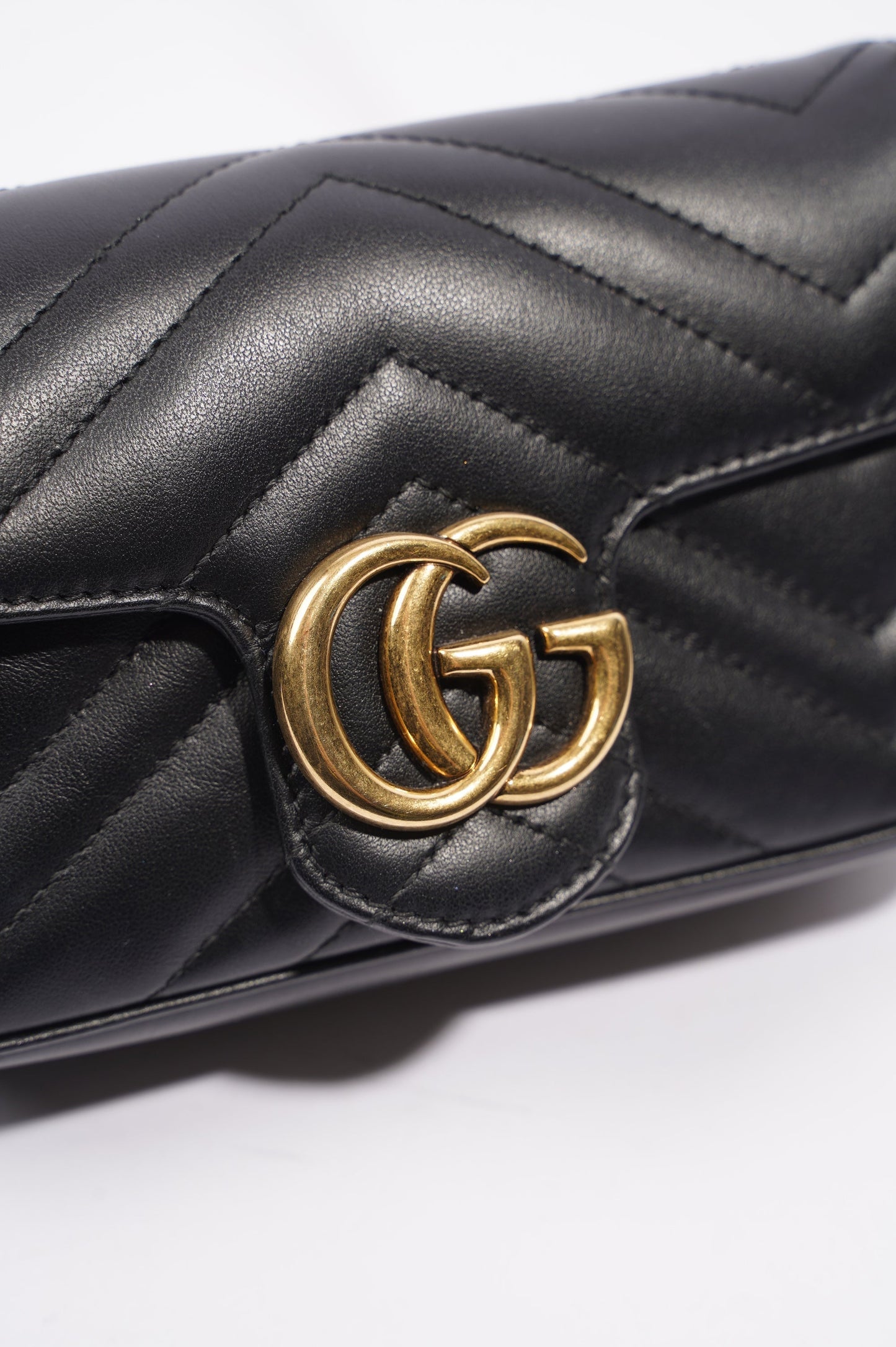 Gucci Womens Marmont Flap Black / Gold Super Mini