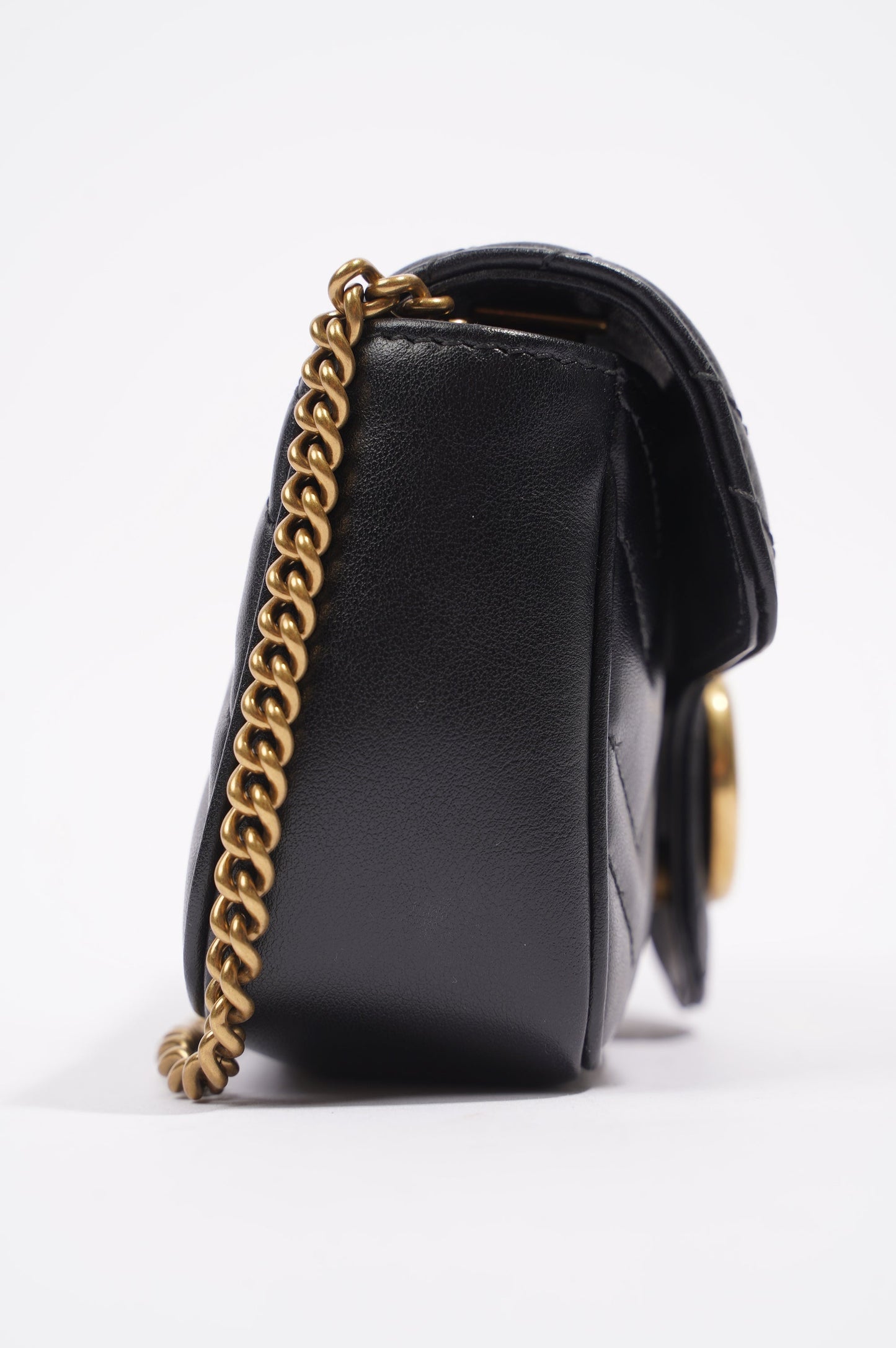 Gucci Womens Marmont Flap Black / Gold Super Mini