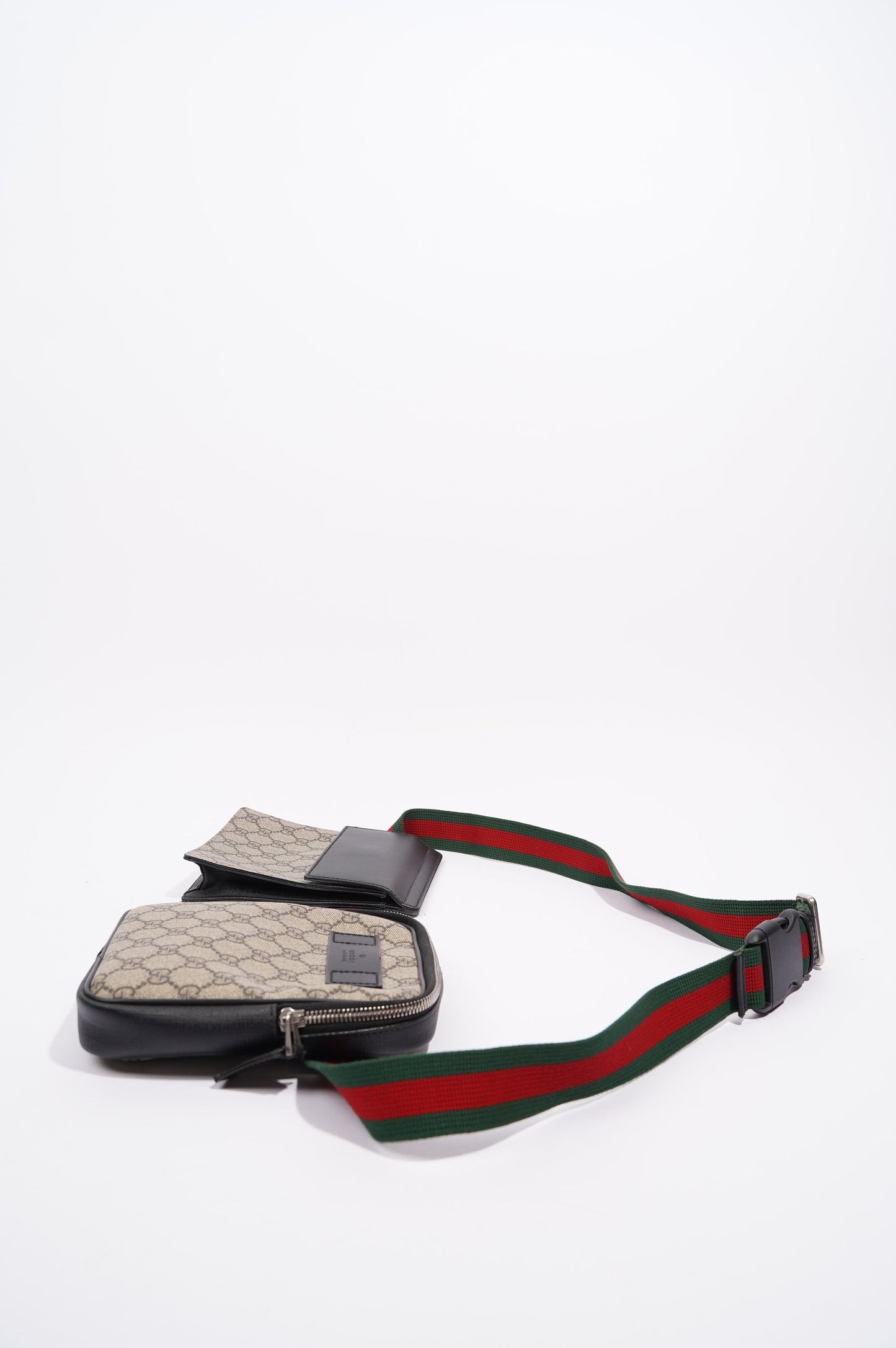 Gucci Mens Sling Bag Supreme