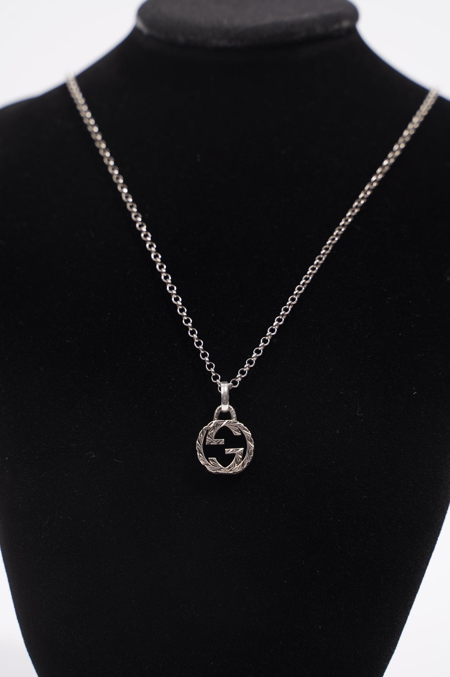 Gucci Mens Interlocking Necklace Sterling Silver