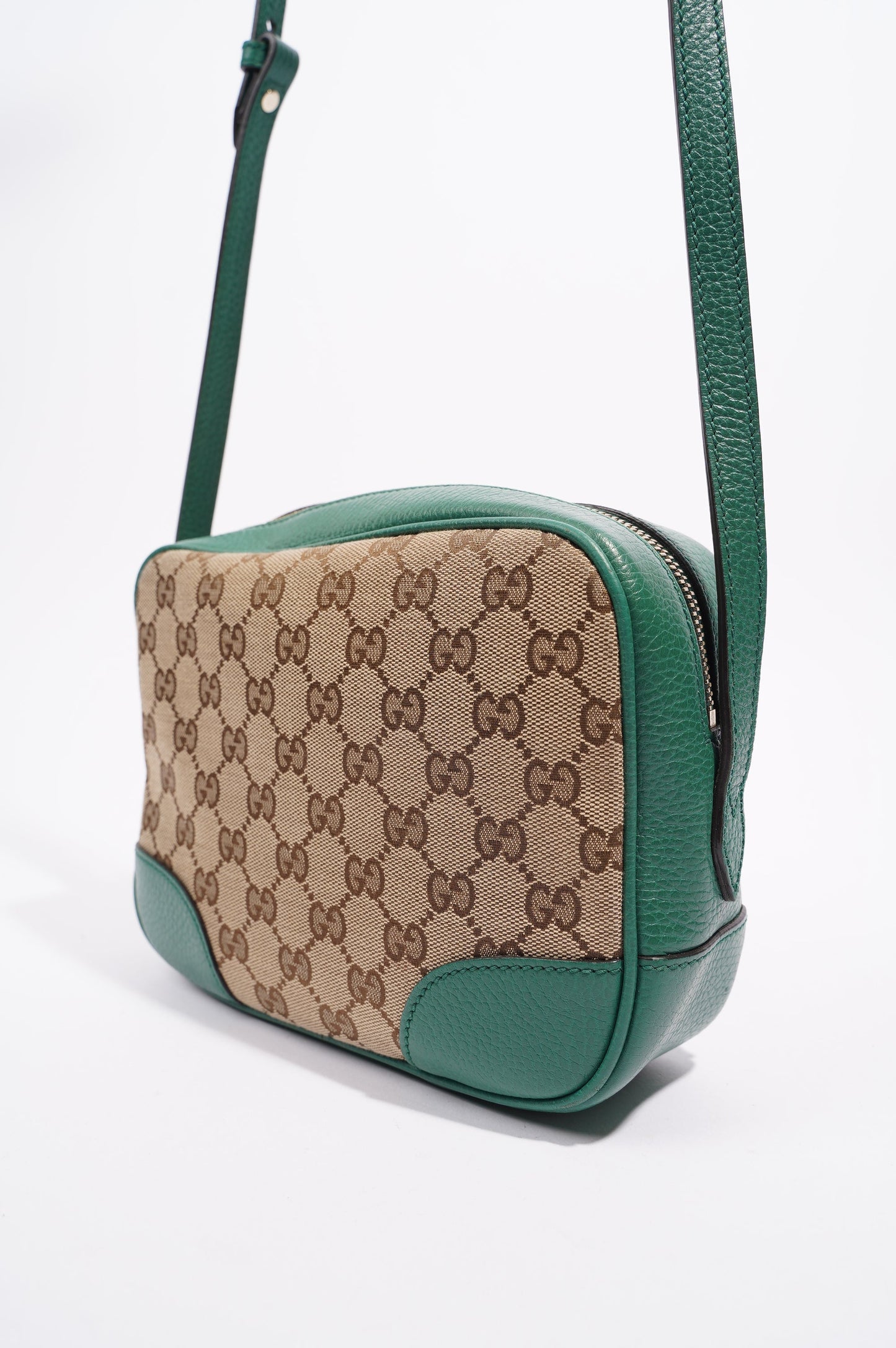 Gucci Womens Bree Crossbody Supreme / Green