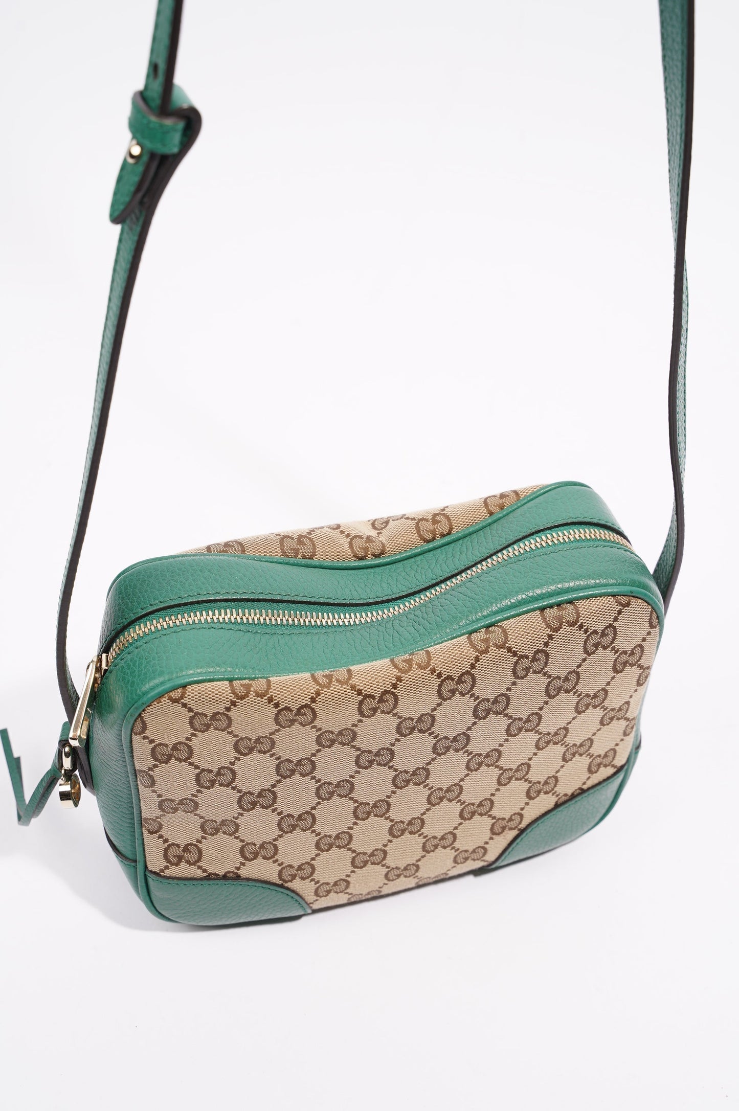 Gucci Womens Bree Crossbody Supreme / Green