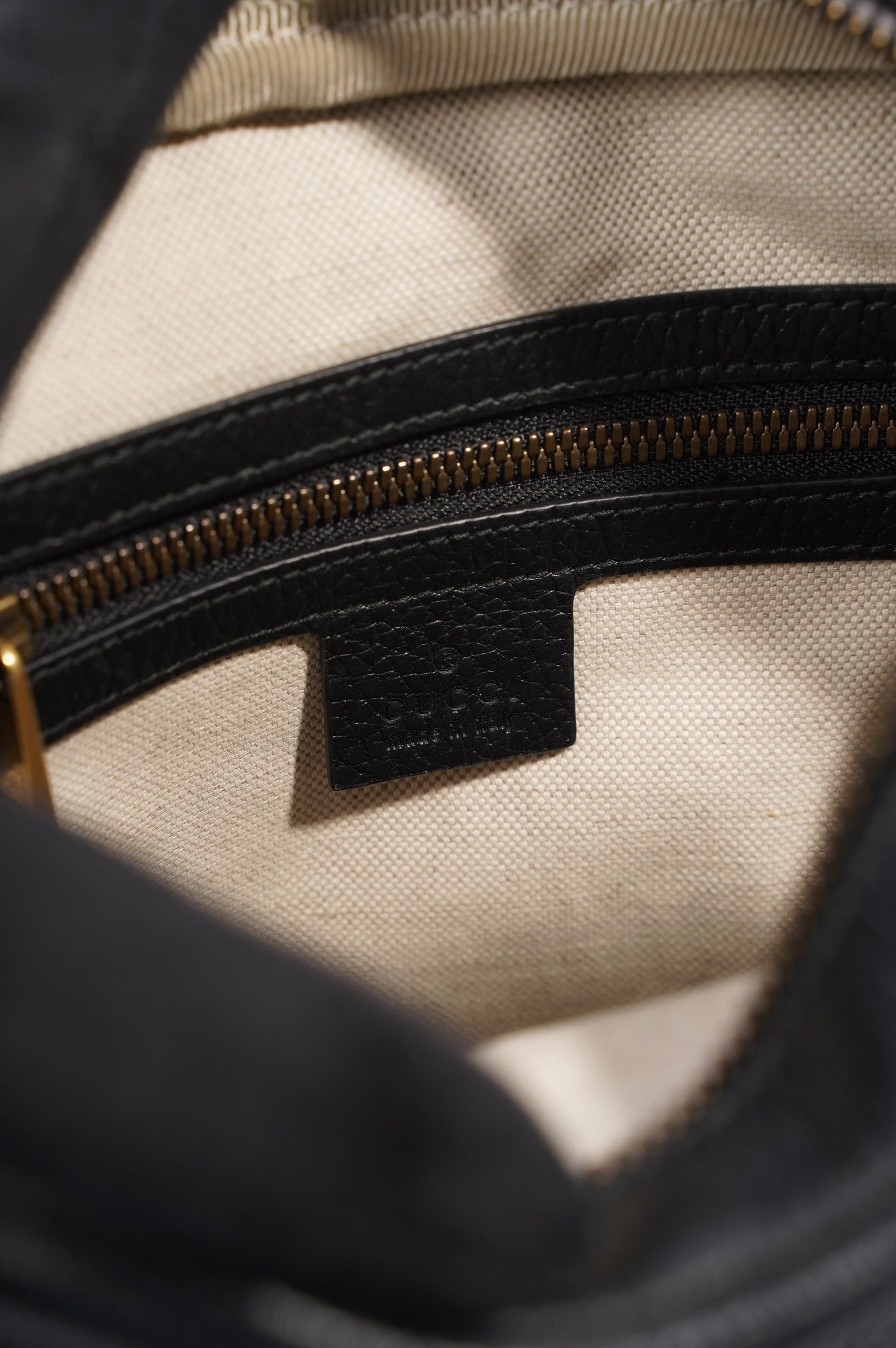 Gucci Mens Print Messenger Black Leather