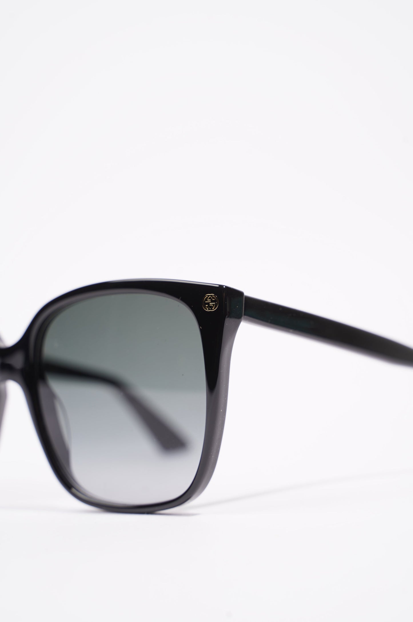 Gucci Womens GG0022S Sunglasses Black 140