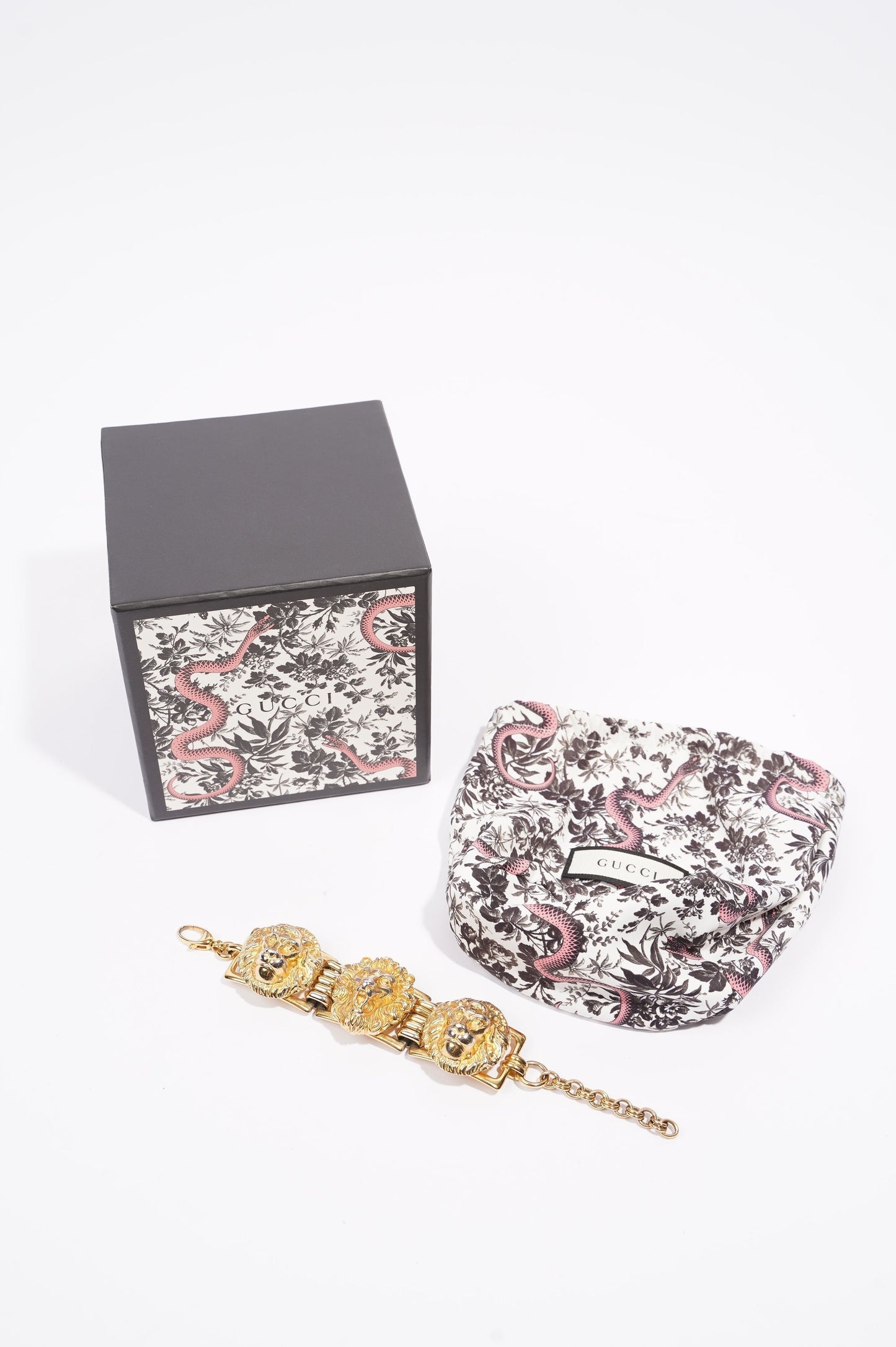Gucci Lion Head Bracelet Gold