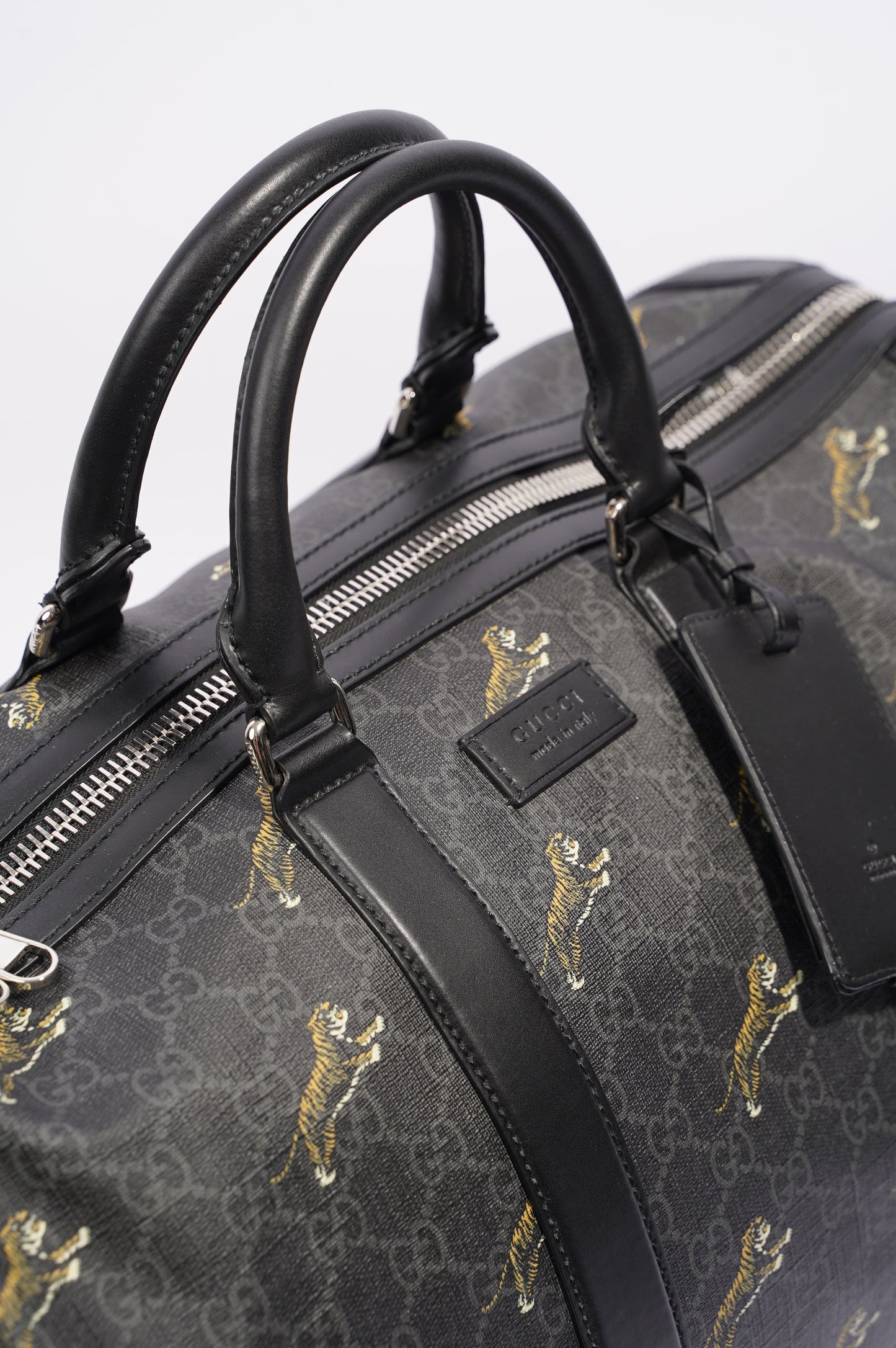 Gucci Mens Supreme Tigers Duffle Grey Canvas