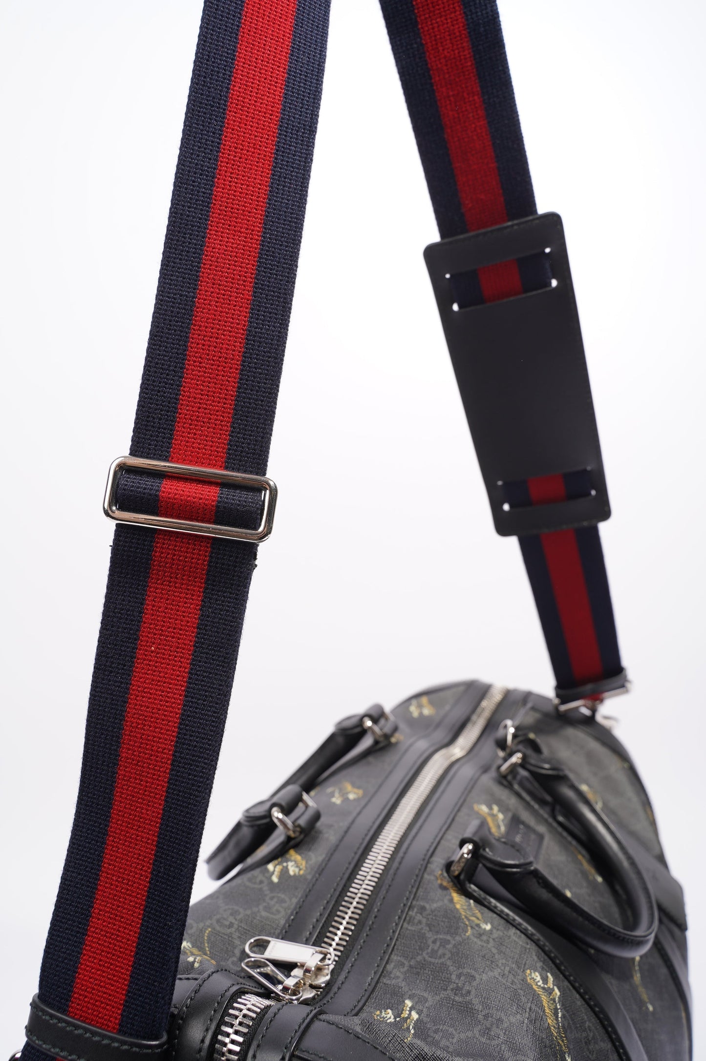Gucci Mens Supreme Tigers Duffle Grey Canvas
