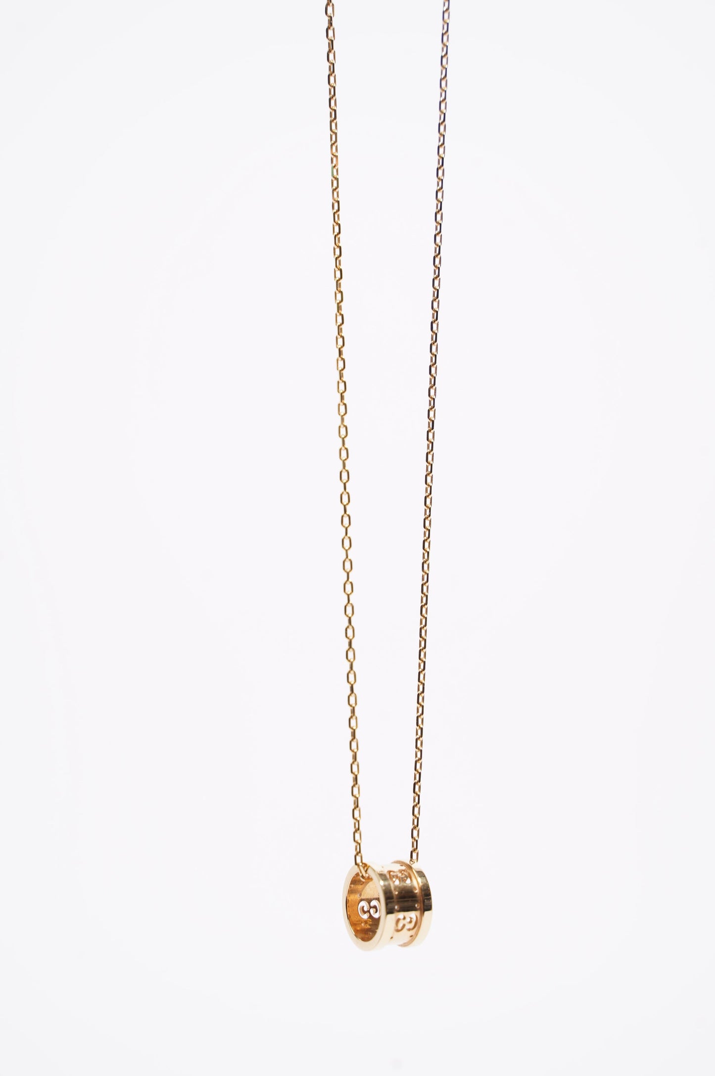 Gucci Womens GG Icon Necklace 18k Gold