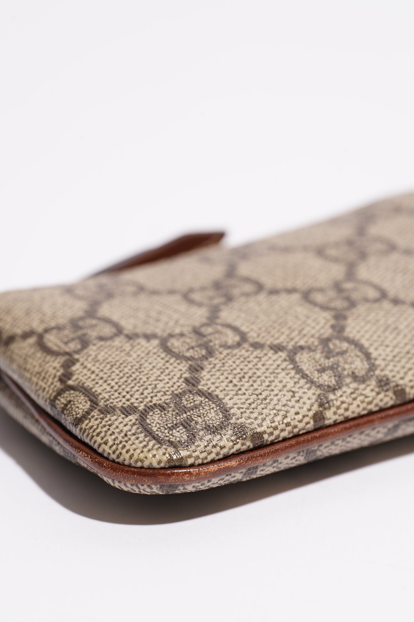 Gucci Womens Supreme Key Pouch