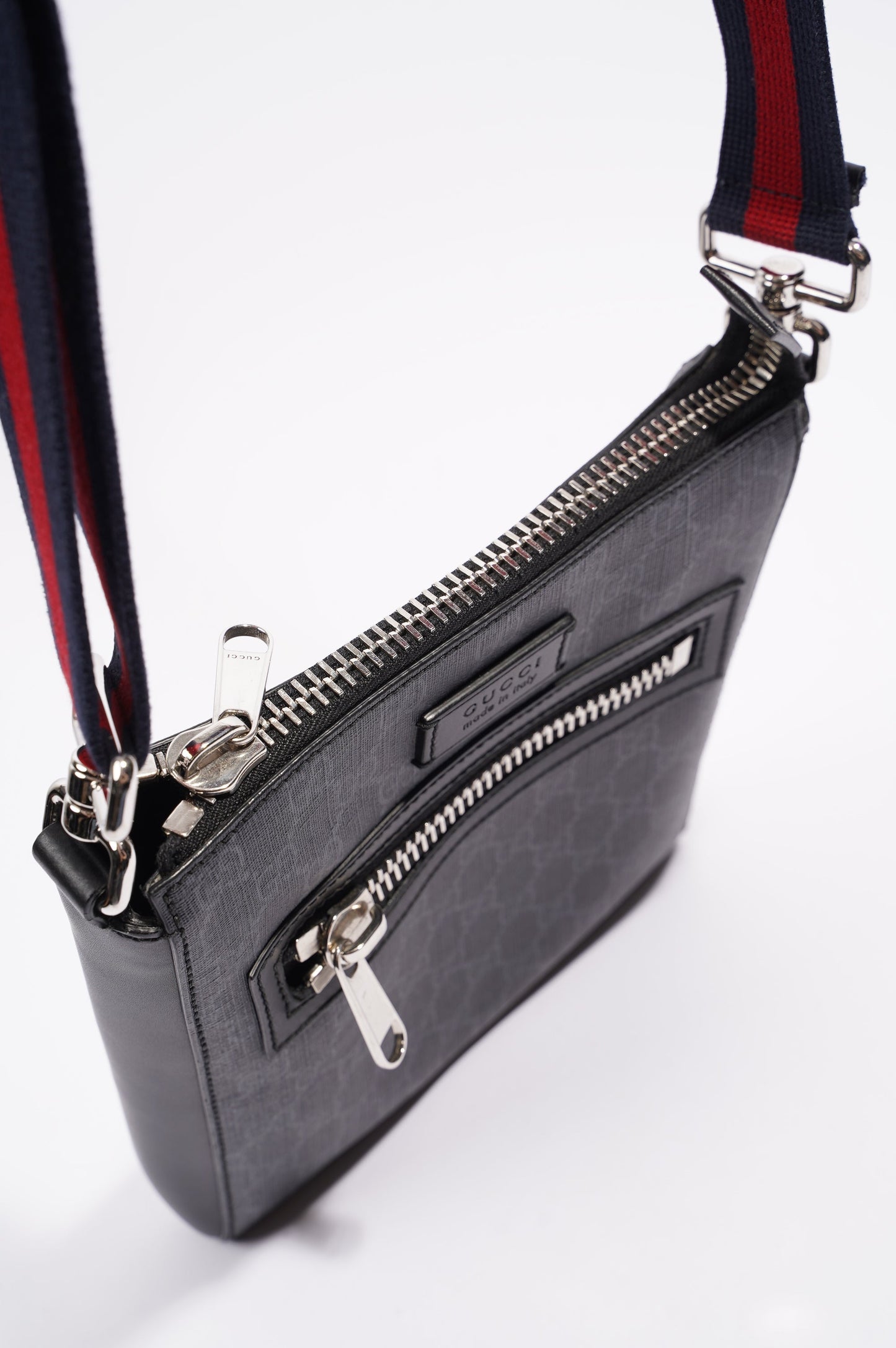 Gucci Mens GG Messenger Bag Black Small