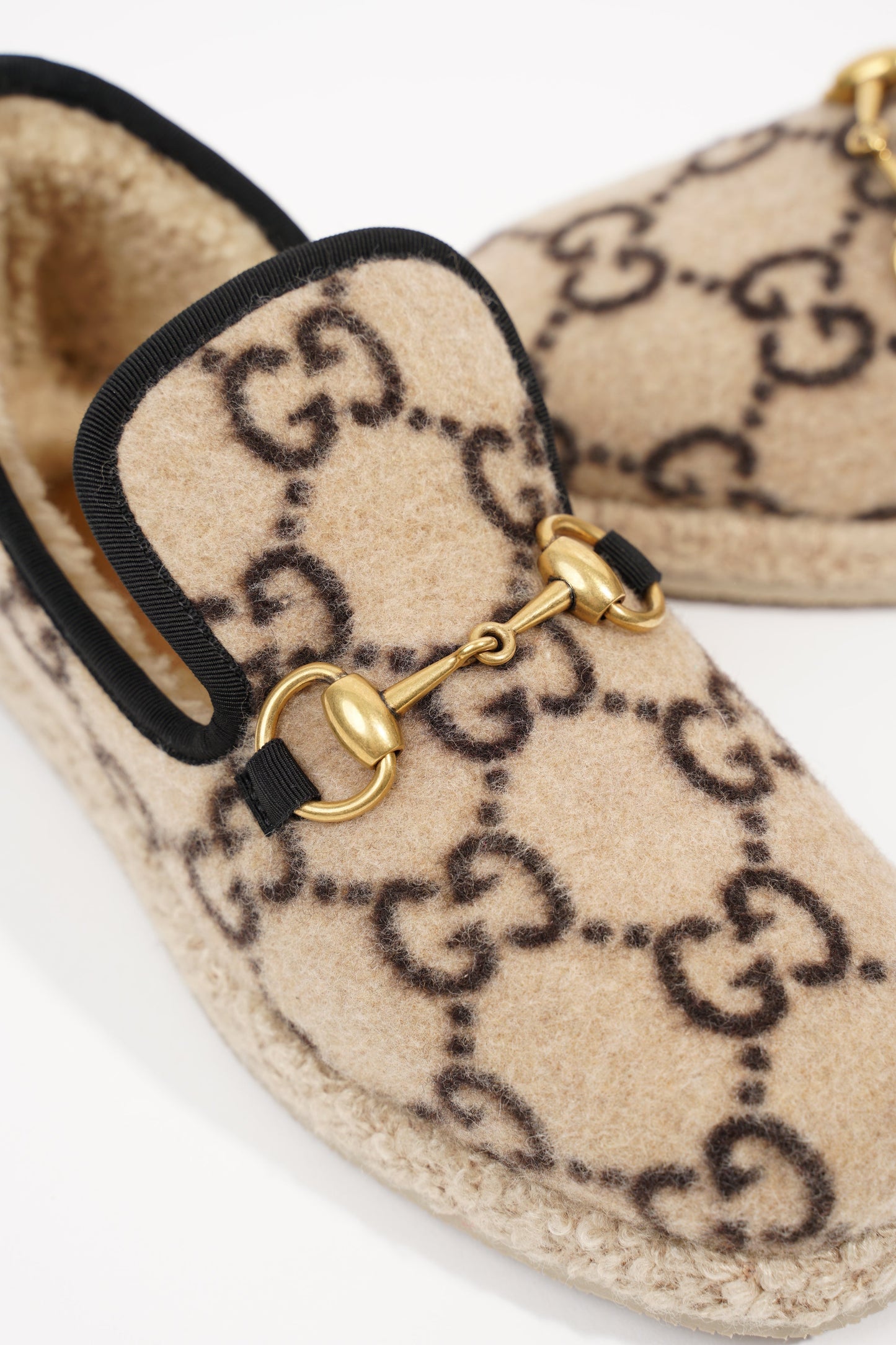 Gucci GG Wool Loafer Beige Black EU 34 / UK 1