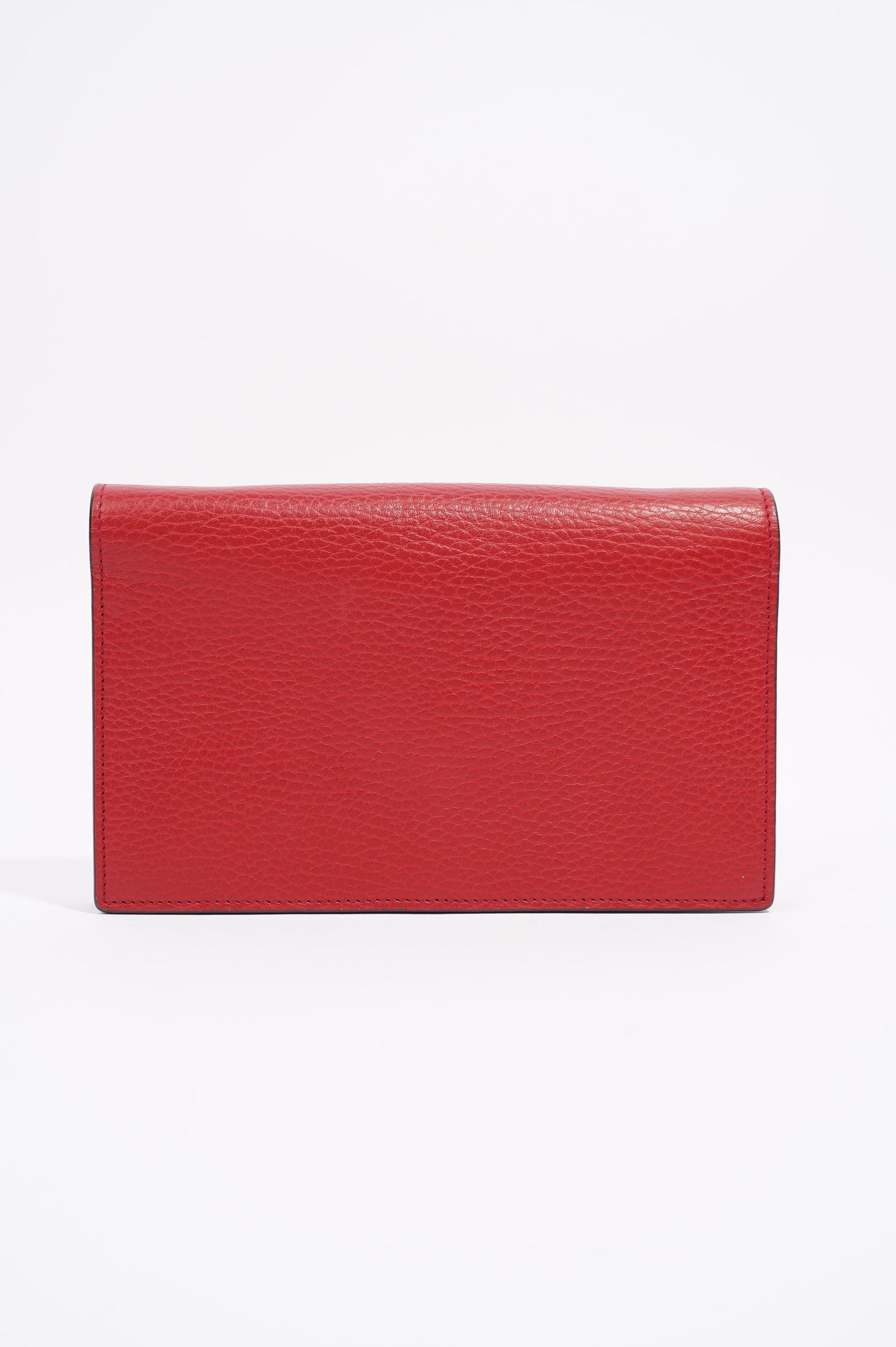 Gucci Womens Interlocking GG Chain Wallet Red