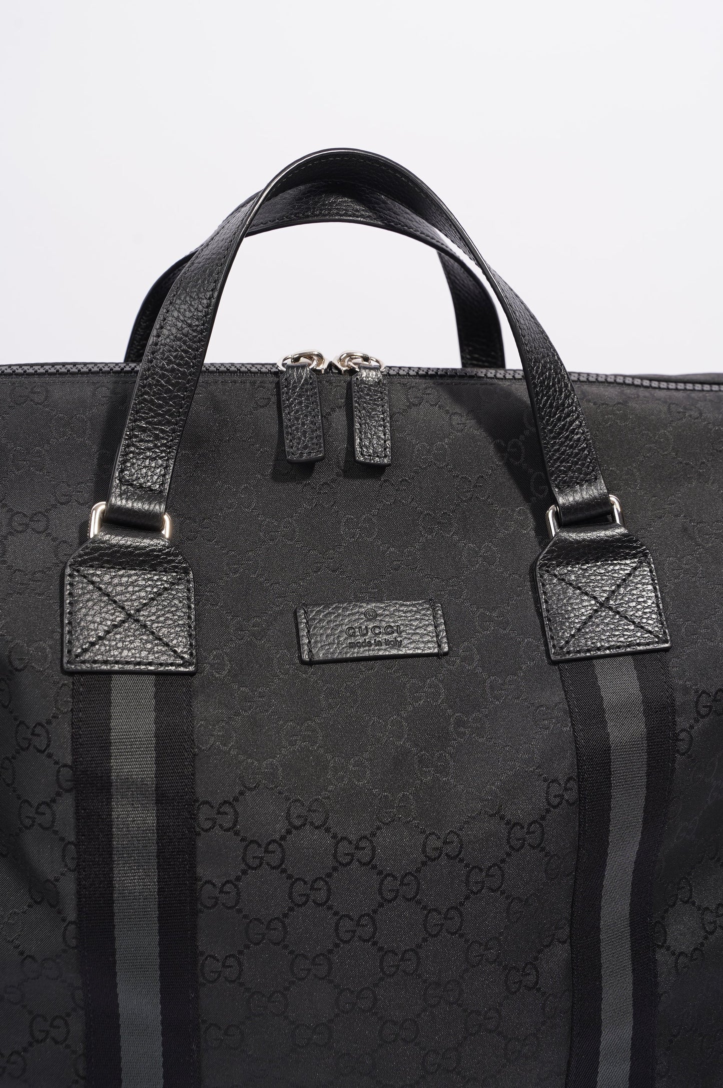 Gucci Mens Duffle Bag Grey Canvas XL