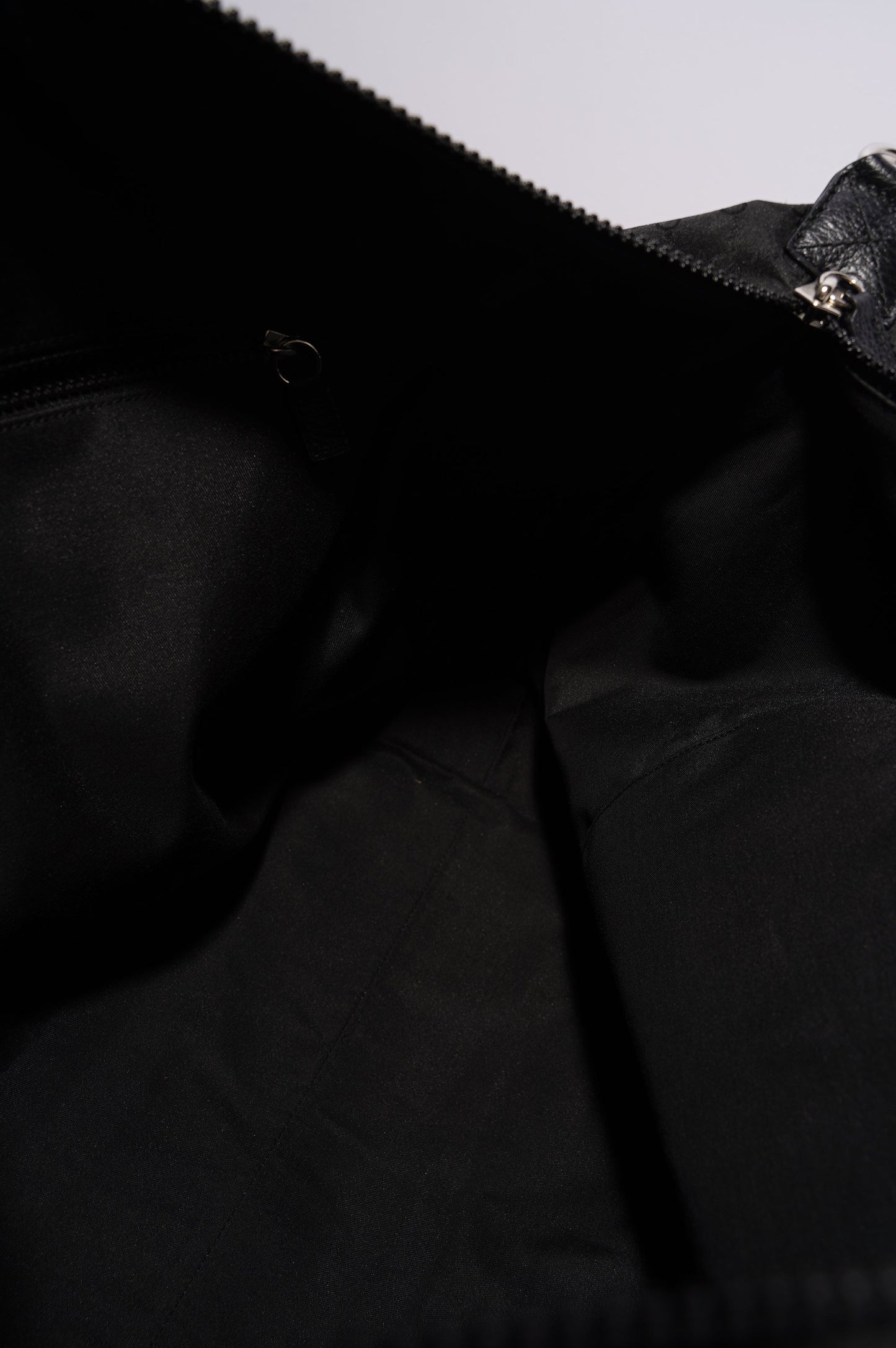 Gucci Mens Duffle Bag Grey Canvas XL