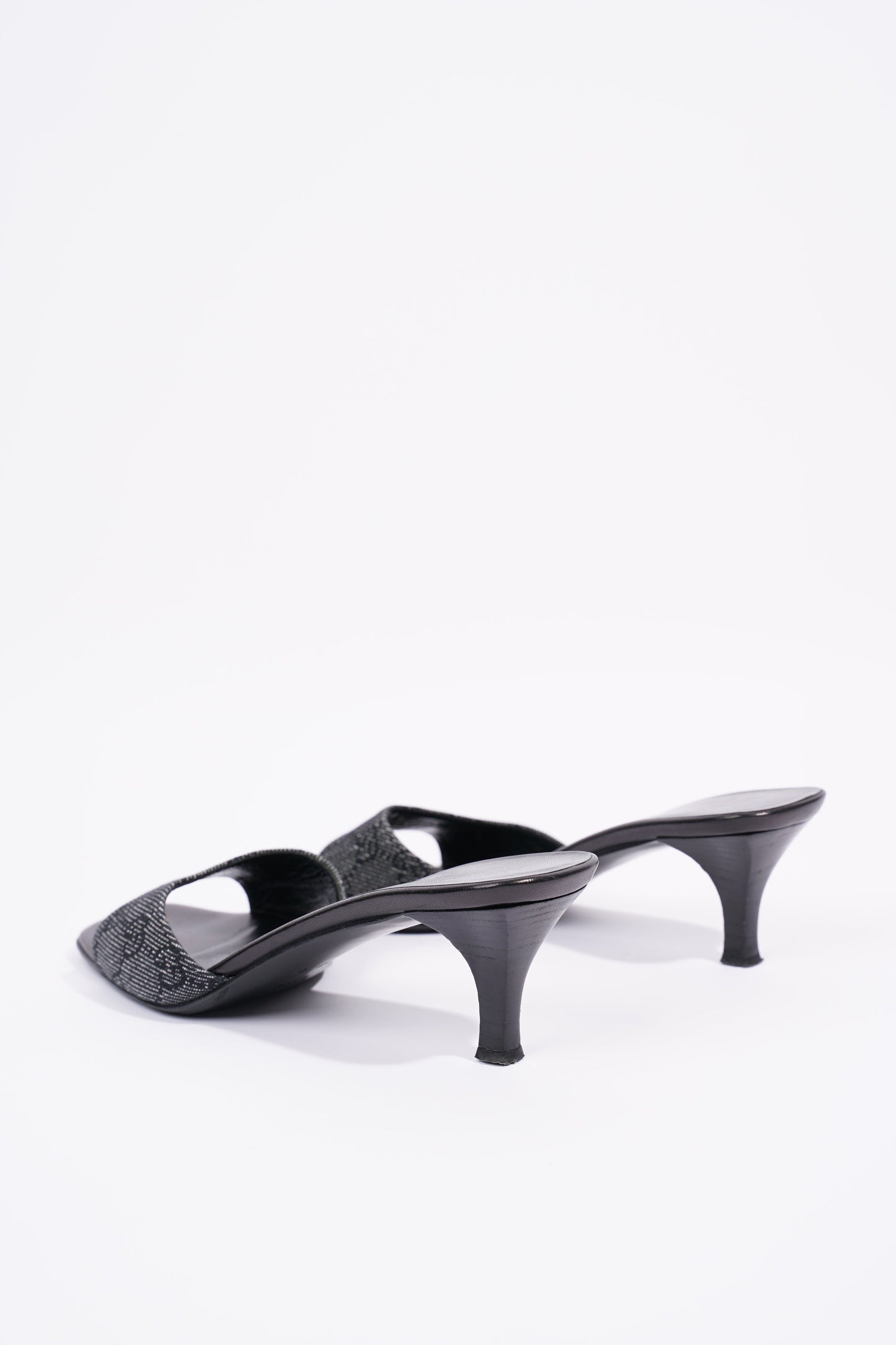 Gucci Womens Mule Sandals Black / White EU 37 / UK 4