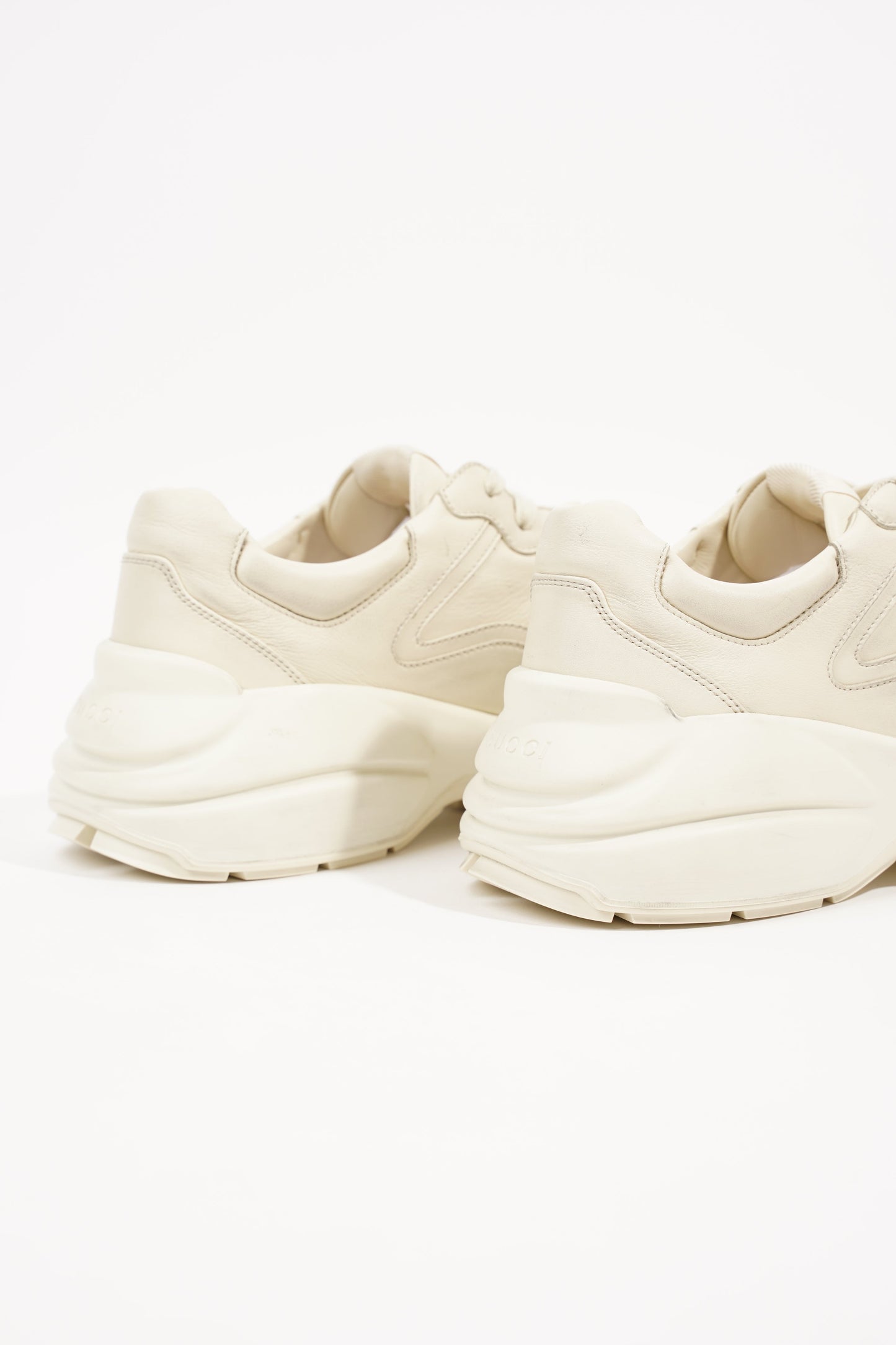 Gucci Mens Rhyton Sneaker Ivory EU 41 / UK 7