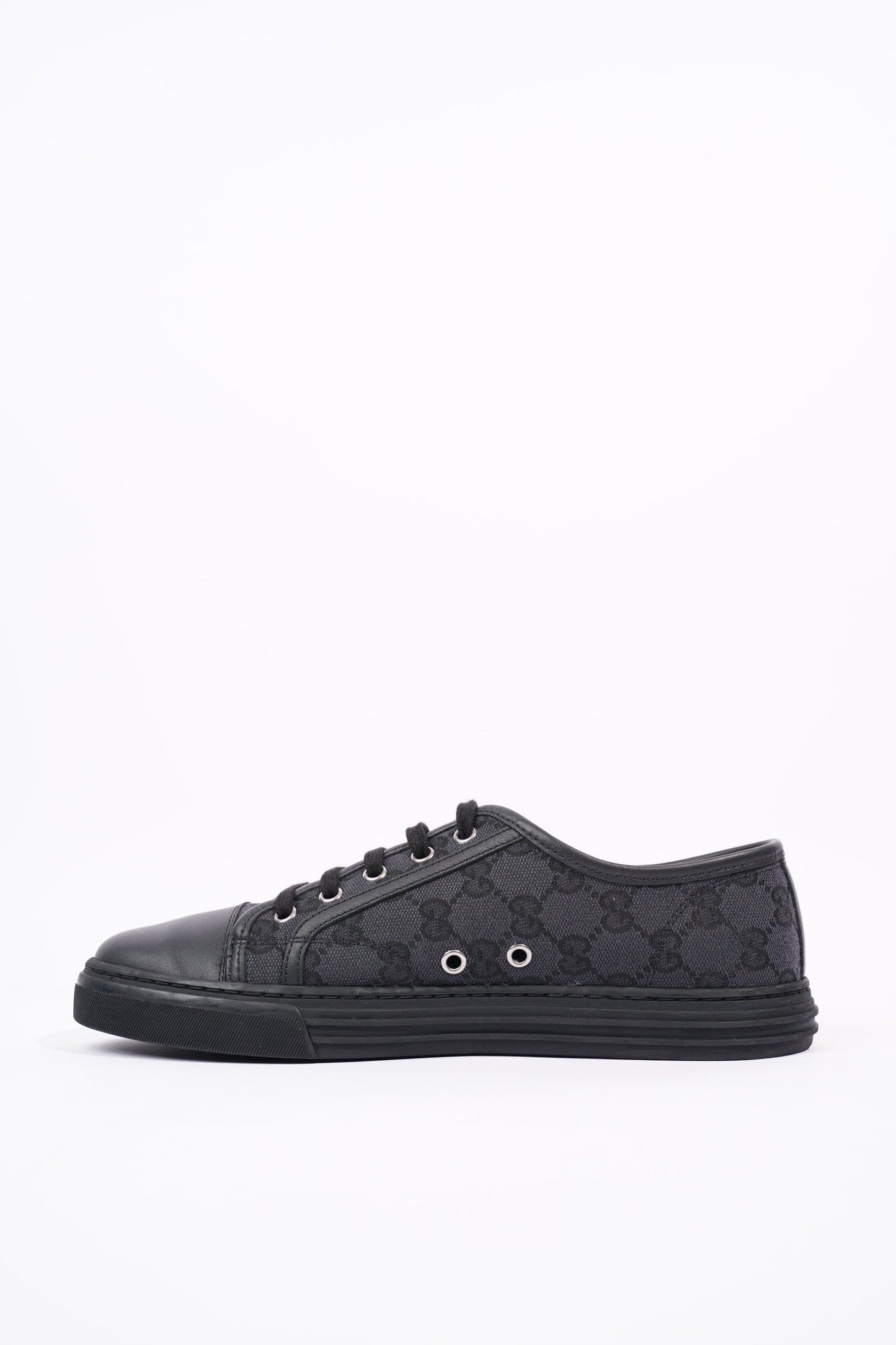 Gucci Mens GG Canvas Low Top Sneaker Black EU 40 / UK 6