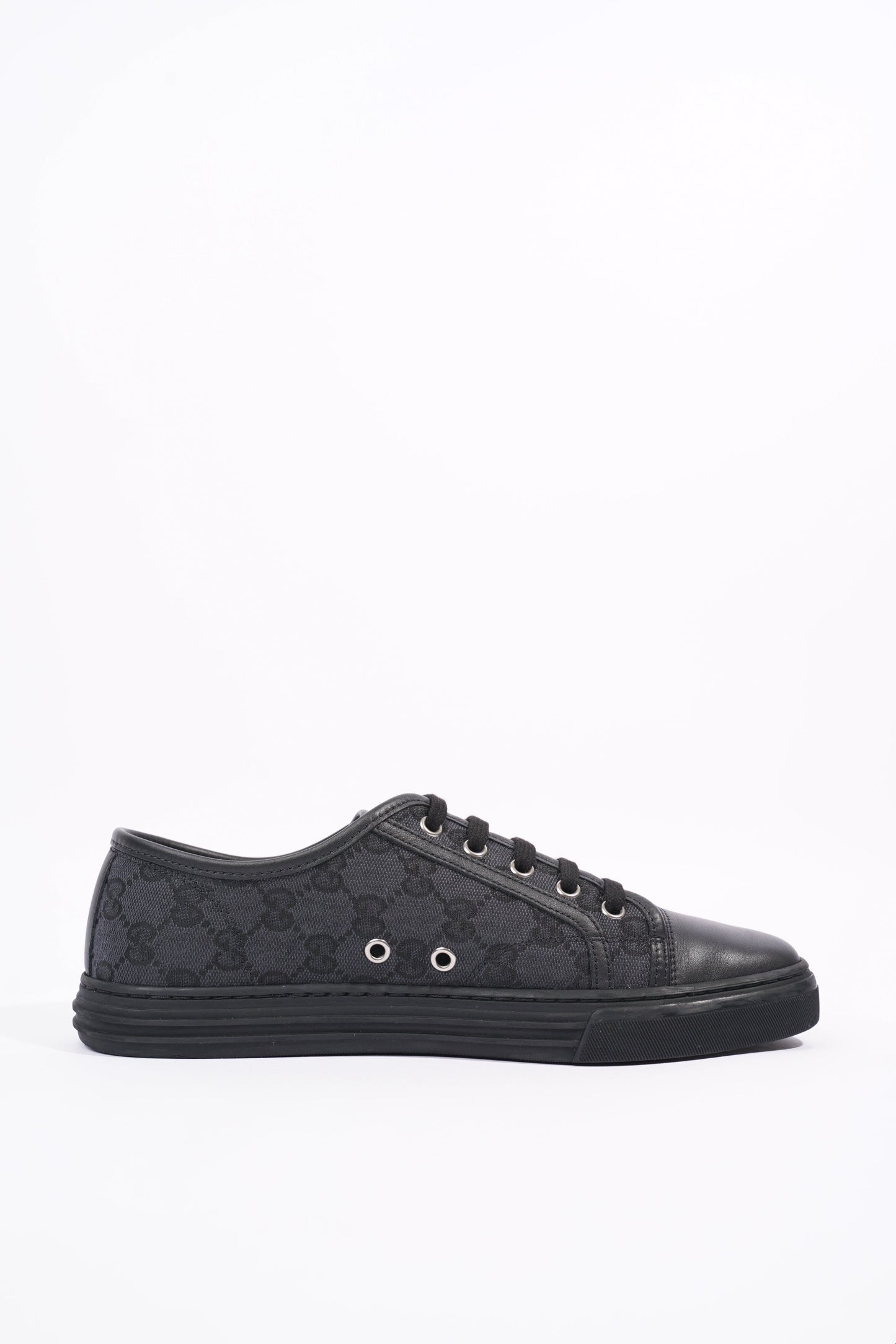 Gucci Mens GG Canvas Low Top Sneaker Black EU 40 / UK 6
