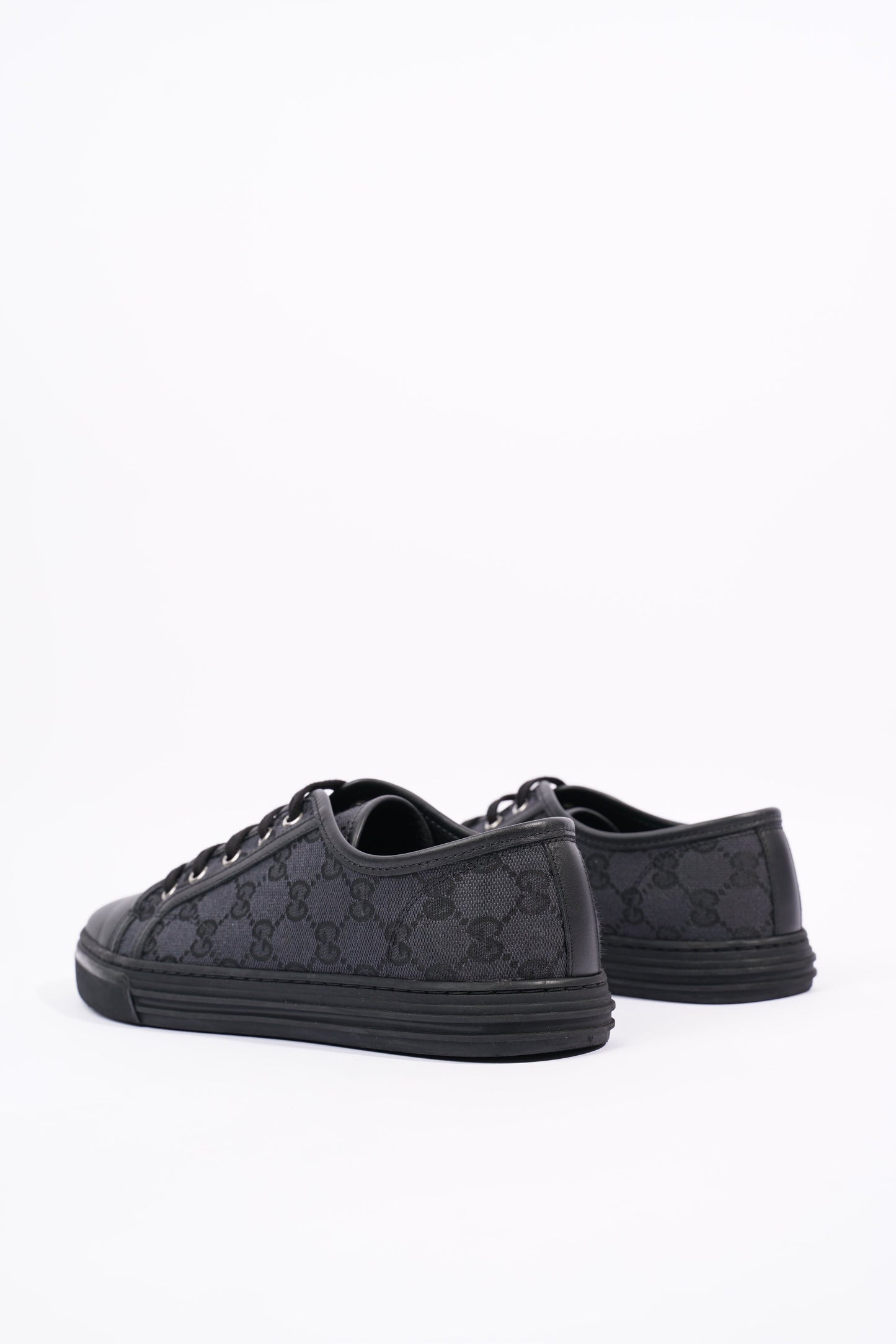 Gucci Mens GG Canvas Low Top Sneaker Black EU 40 / UK 6