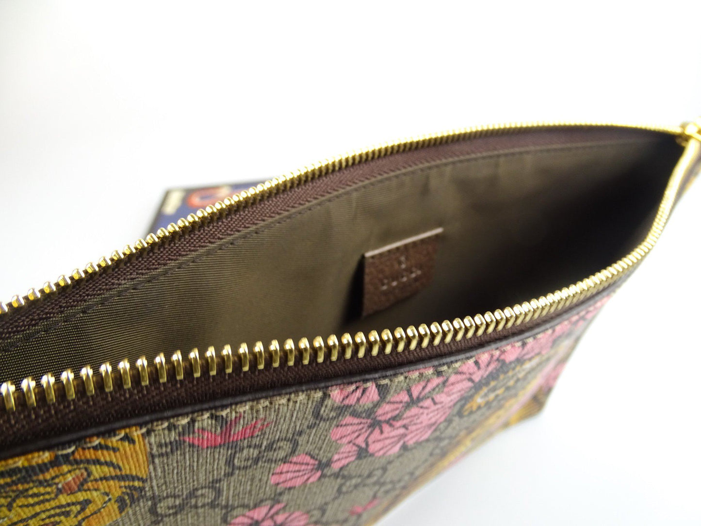 Gucci GG Supreme Bengal Zip Pouch Ltd Edition