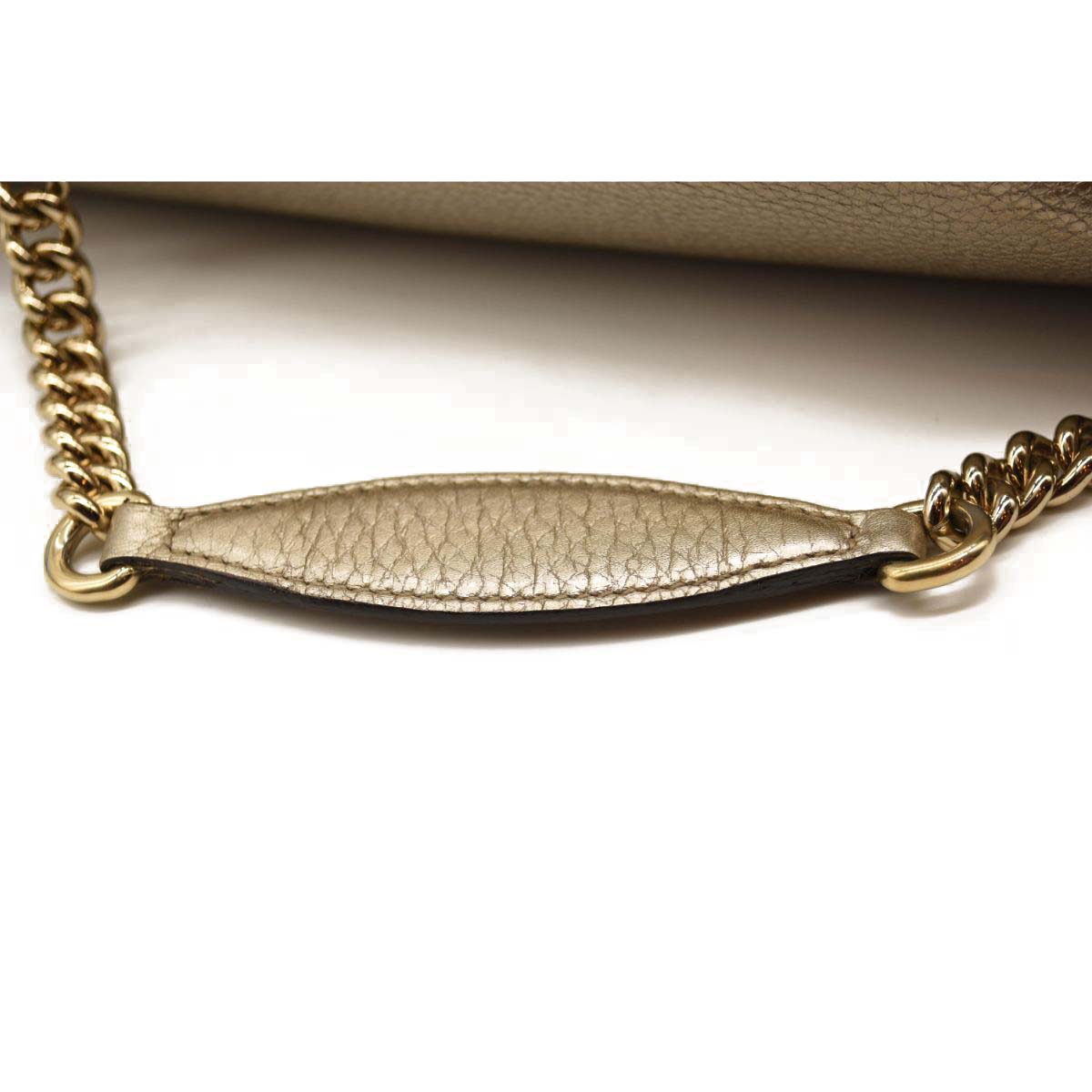 Gucci Metallic Pebbled Calfskin Medium Soho Chain Shoulder Bag Golden Beige
